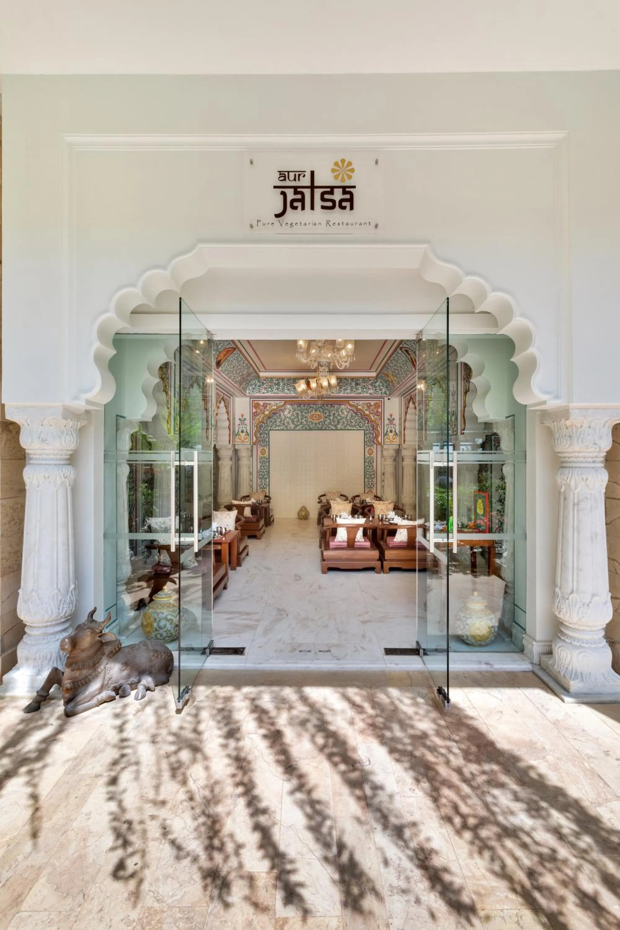 Restaurant/places to eat, Bed in Resort Rio