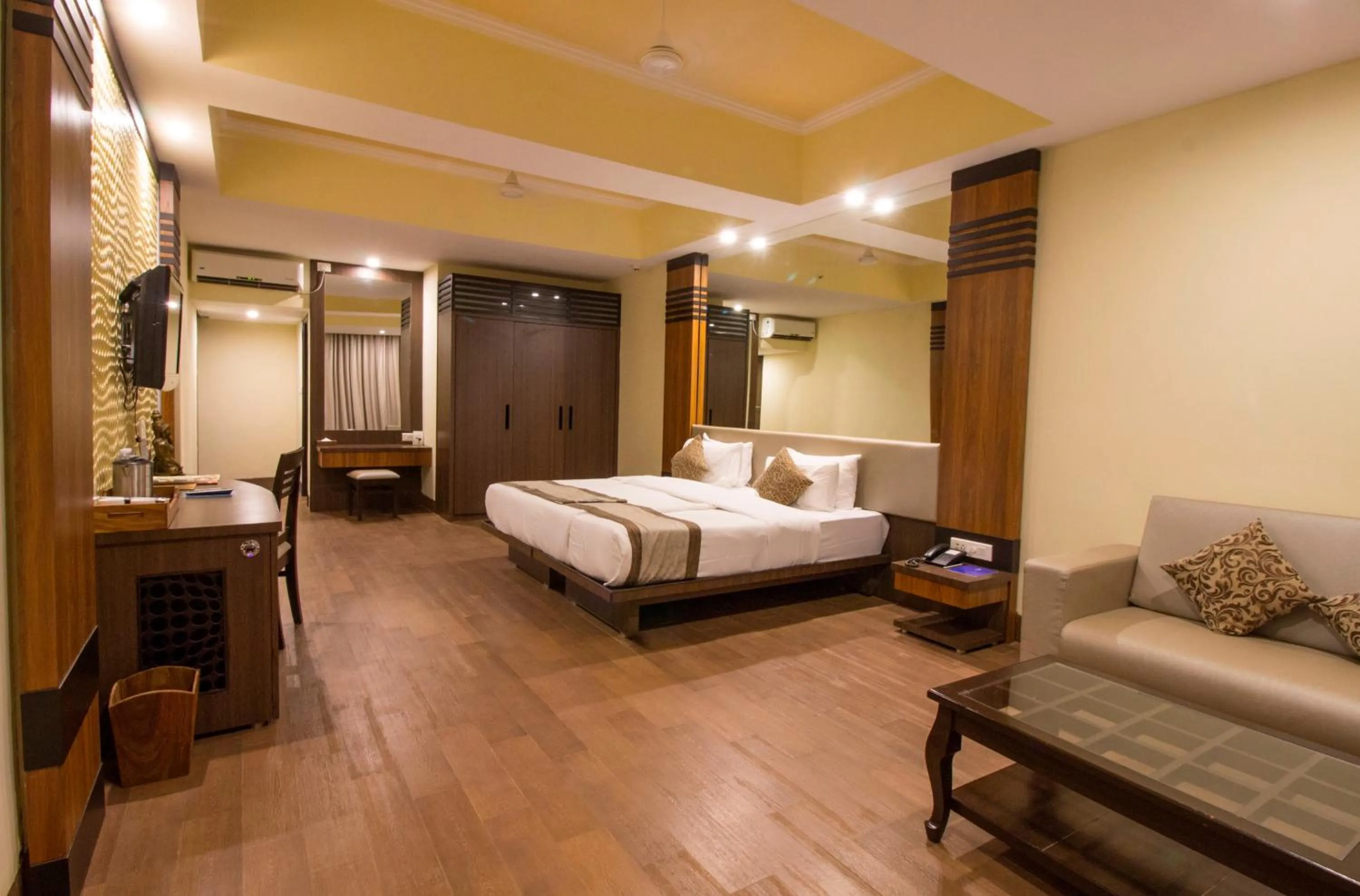 Photo of the whole room, Bed in Resort Rio