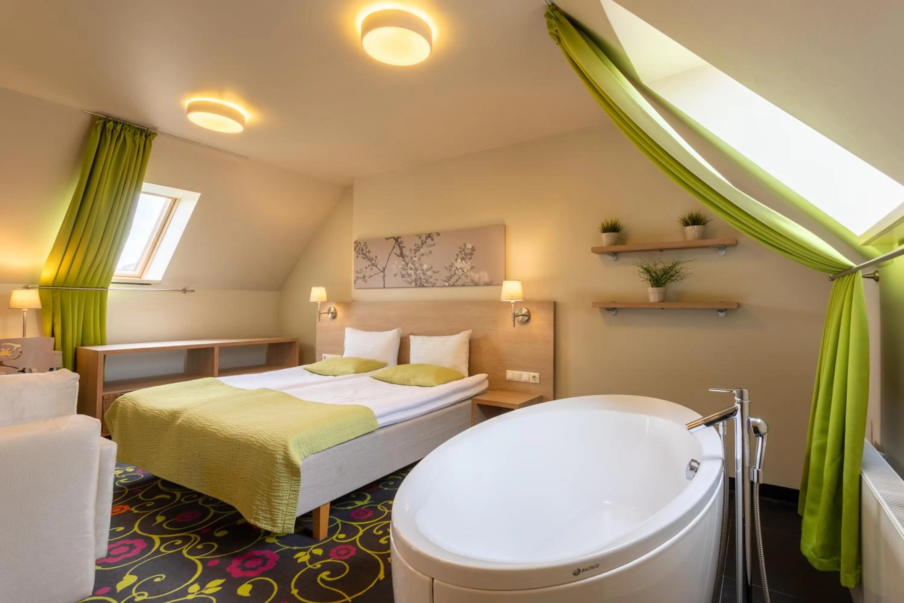 VIP, Bed in City Hotels Rūdninkai