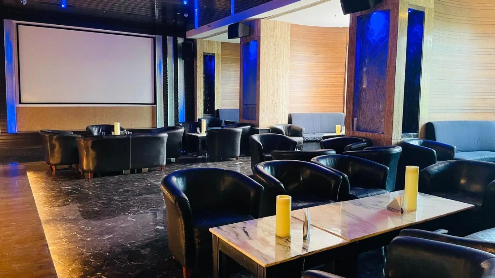 oven in Royal Orchid Central Kireeti-HAMPI Hospet