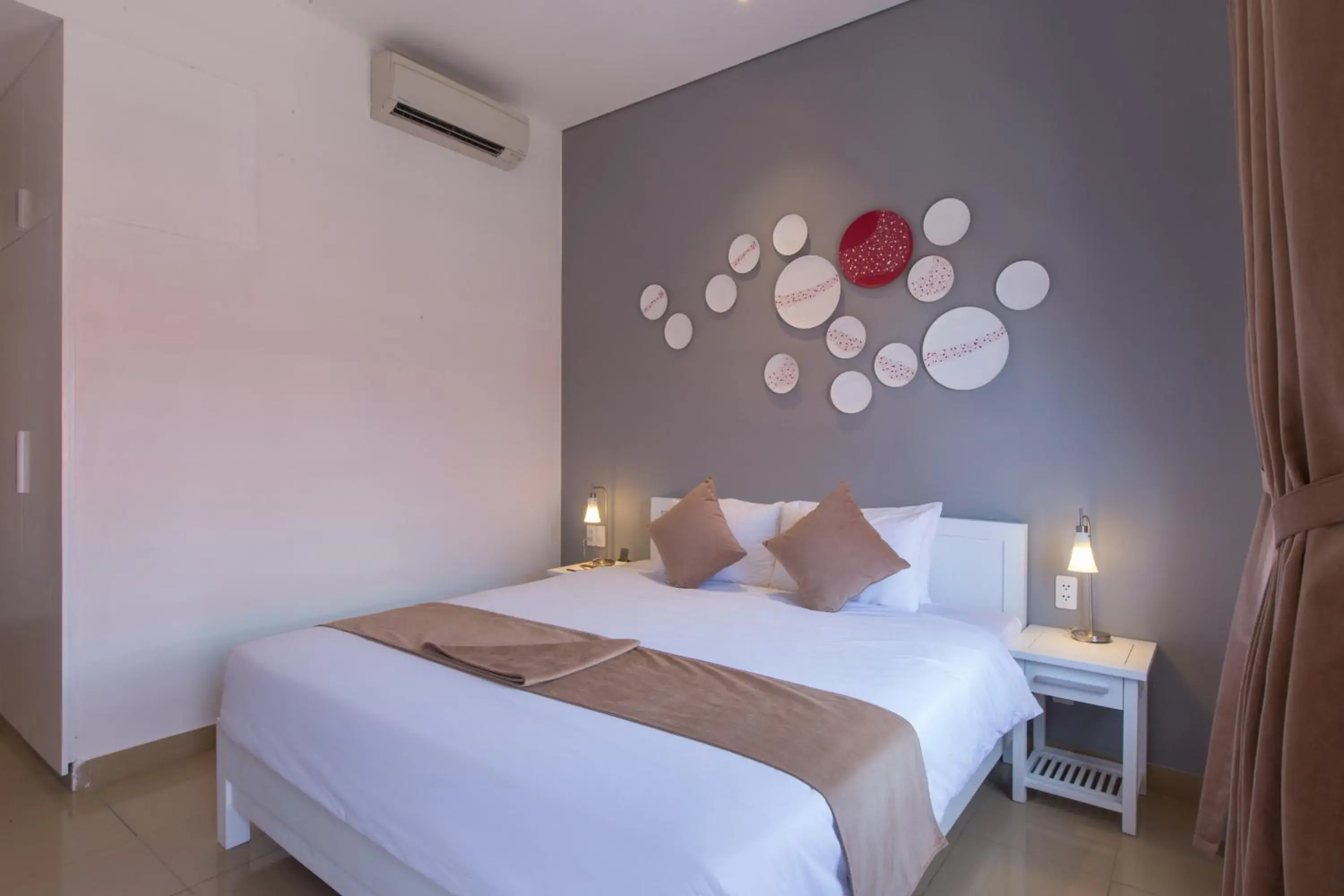 Bed in Alba Hotel Bed in Alba Hotel