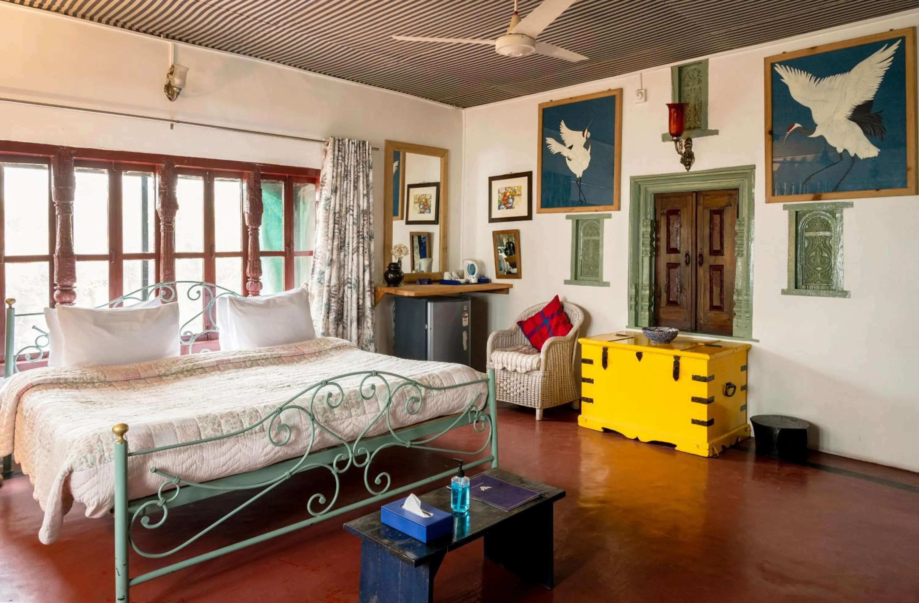 Photo of the whole room in ROSASTAYS Jeolikote