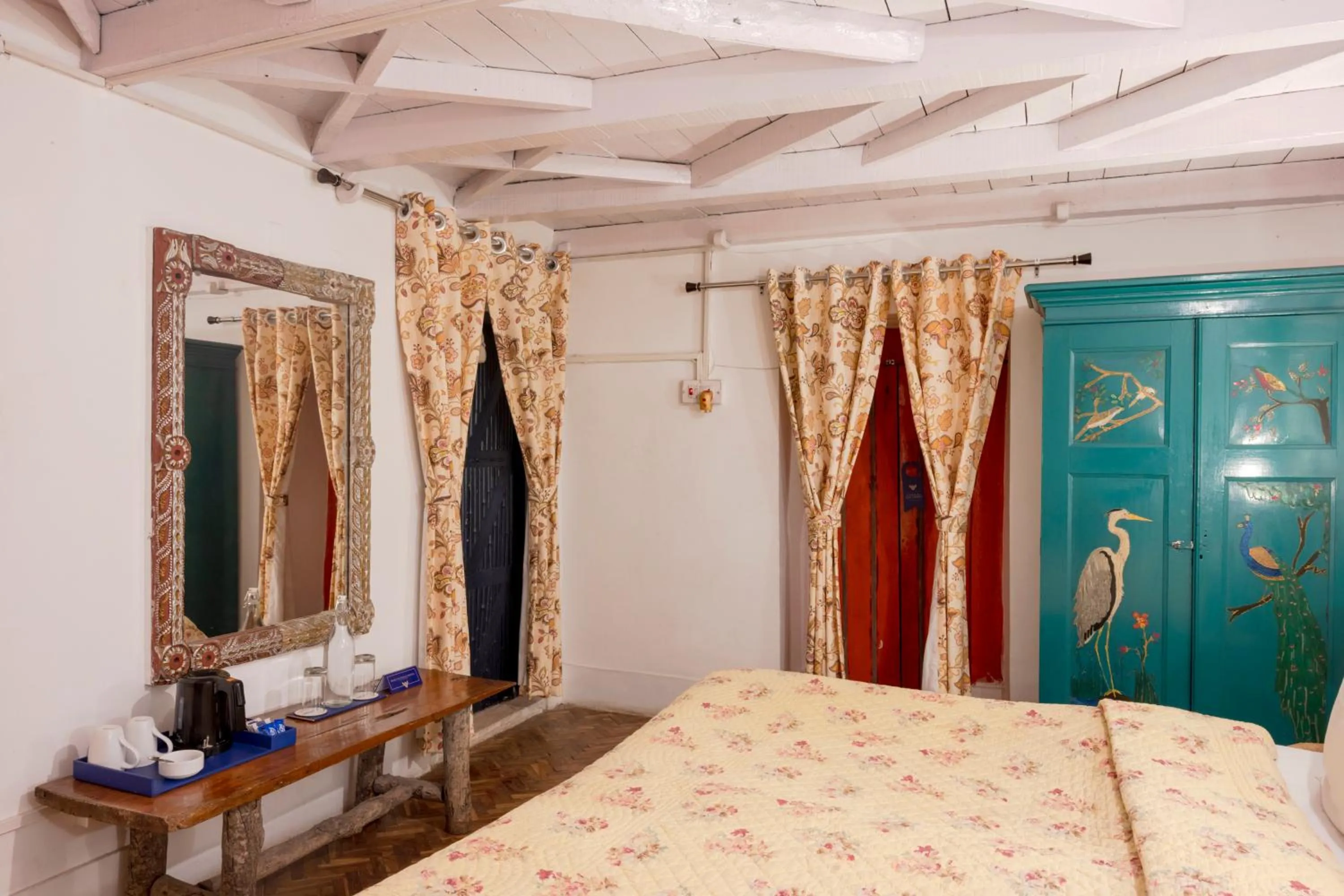 Bedroom in ROSASTAYS Jeolikote