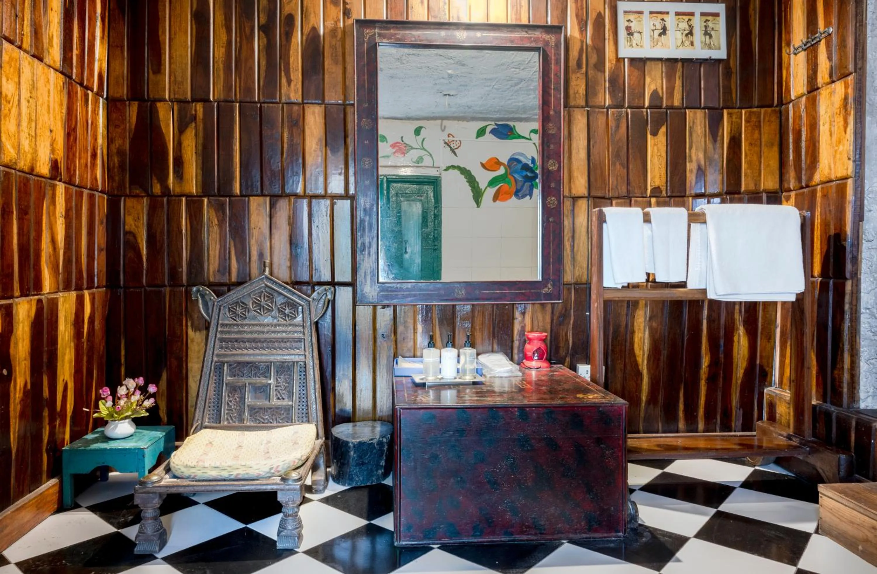 Seating area in ROSASTAYS Jeolikote