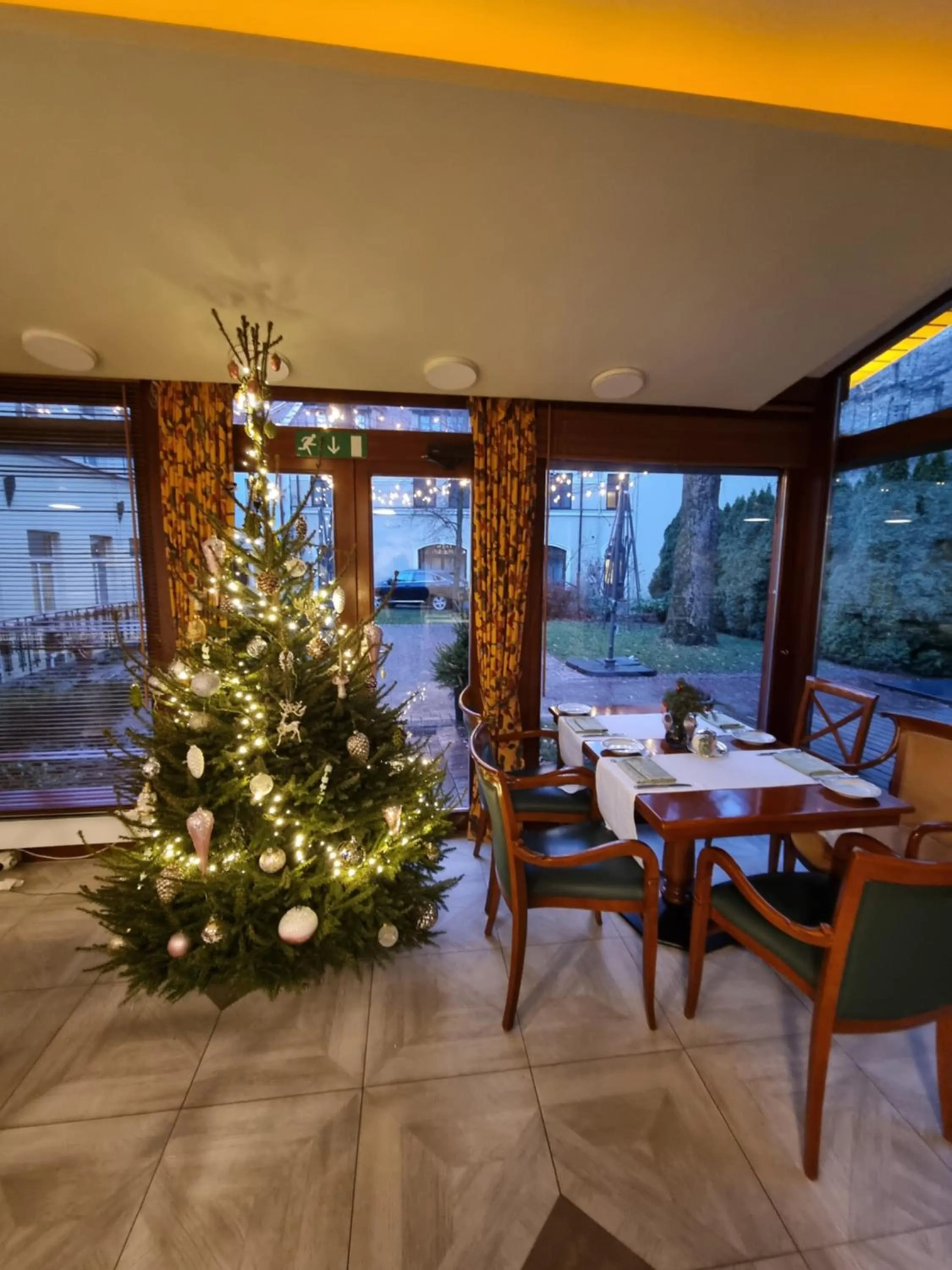 Restaurant/places to eat in Grotthuss Boutique Hotel Vilnius