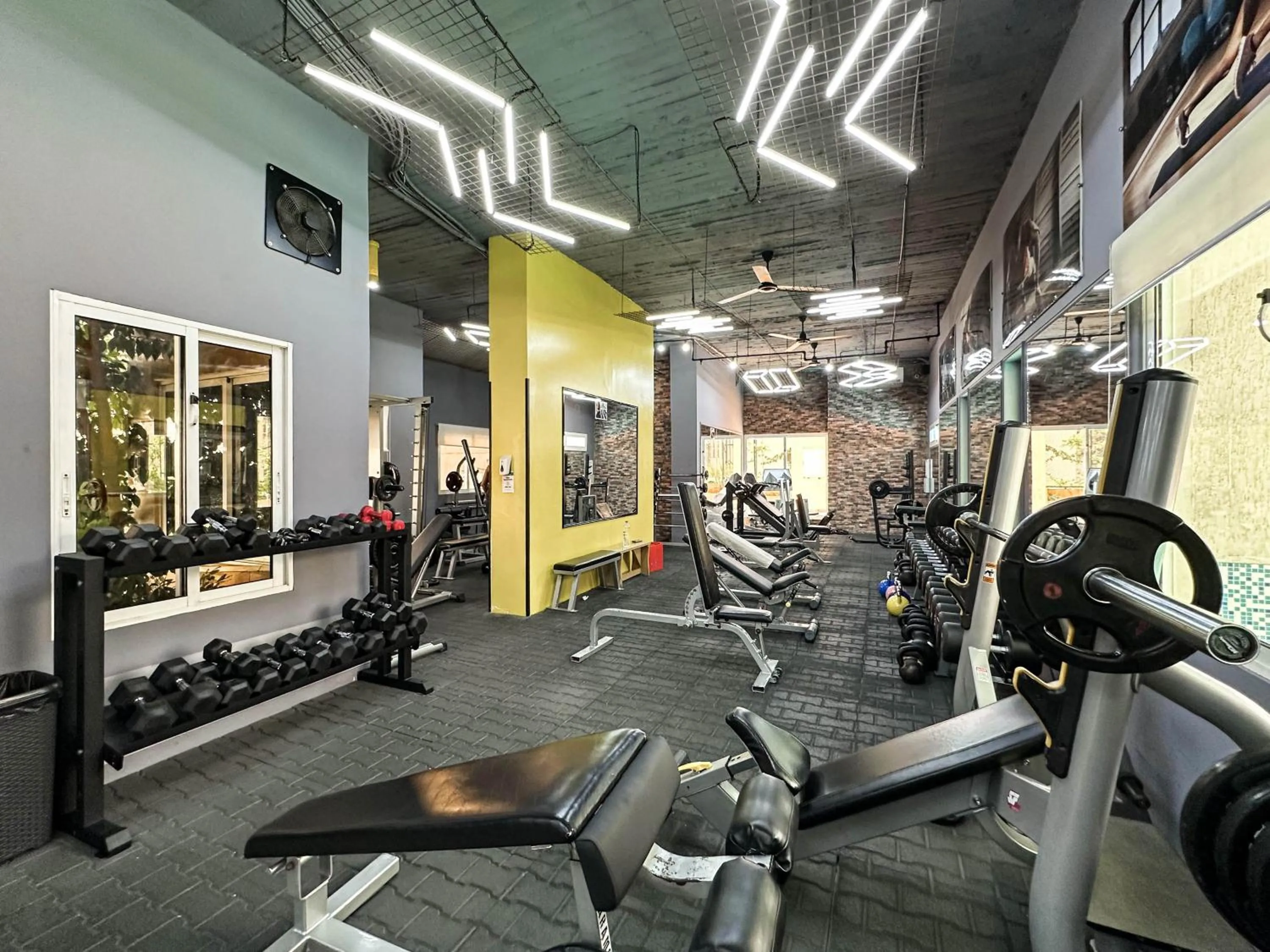 Fitness centre/facilities in Cosmopolitan Hotel