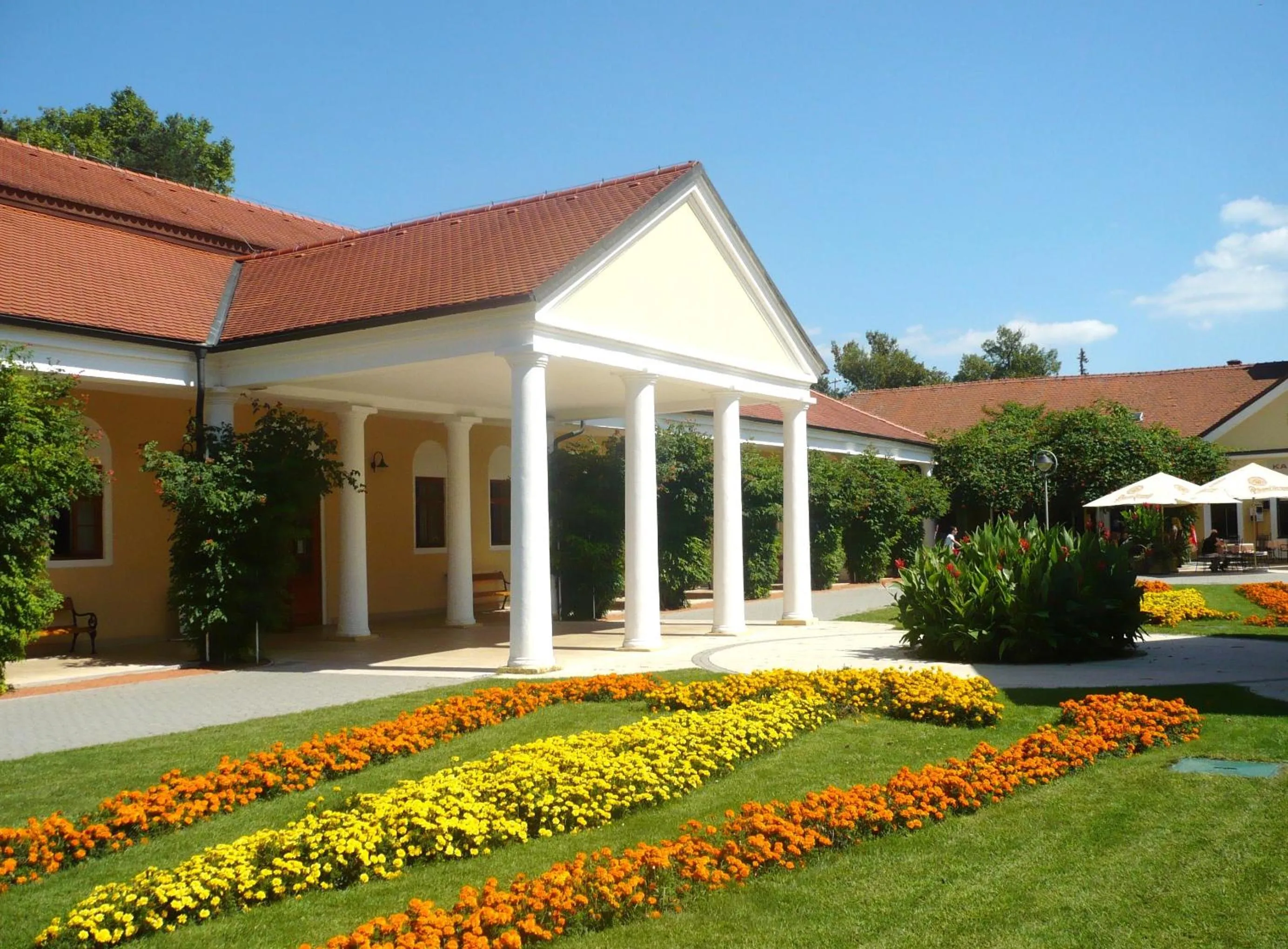 Garden in Villa Paris