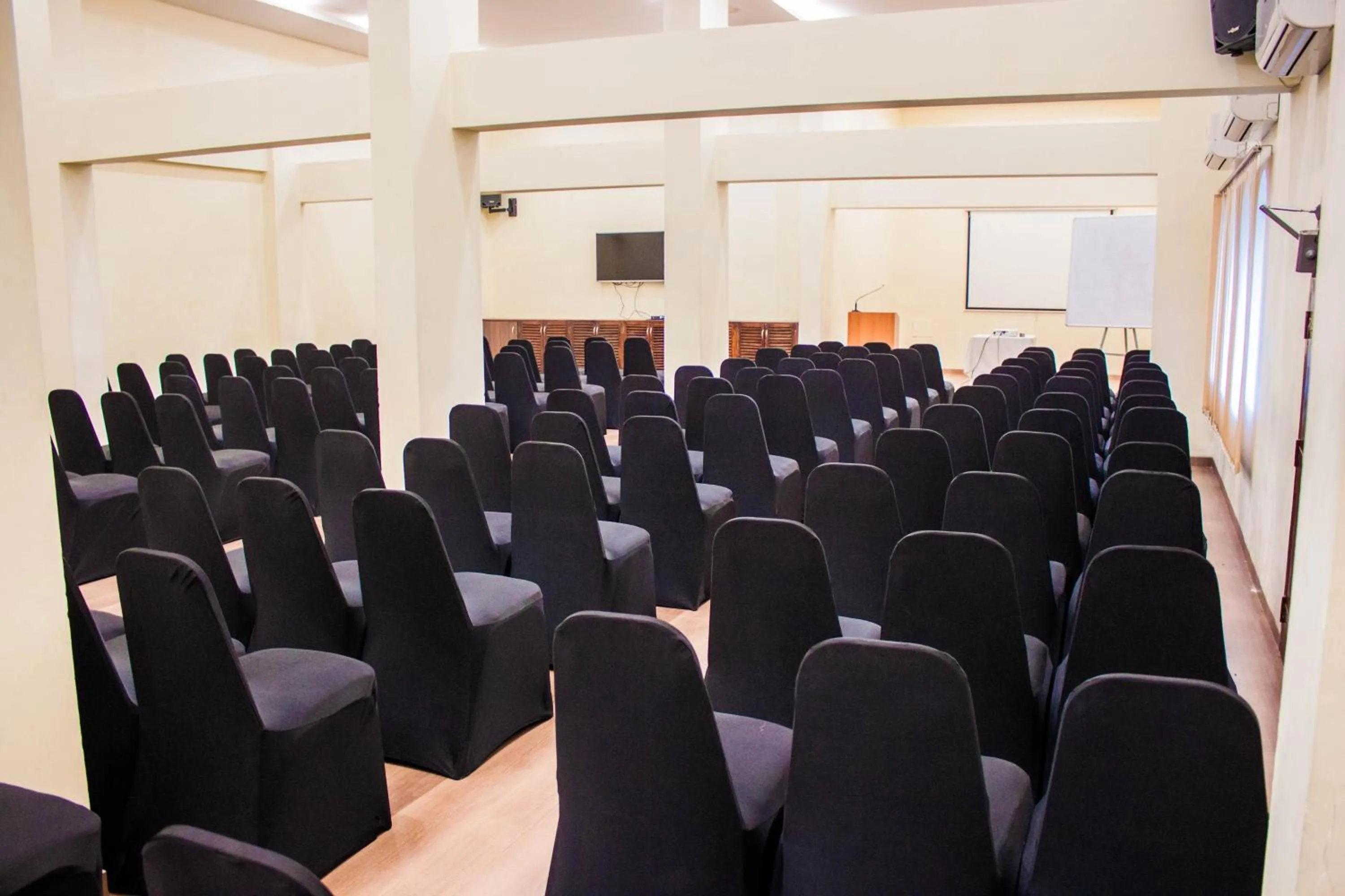 Meeting/conference room in Pride Sun Village Resort & Spa