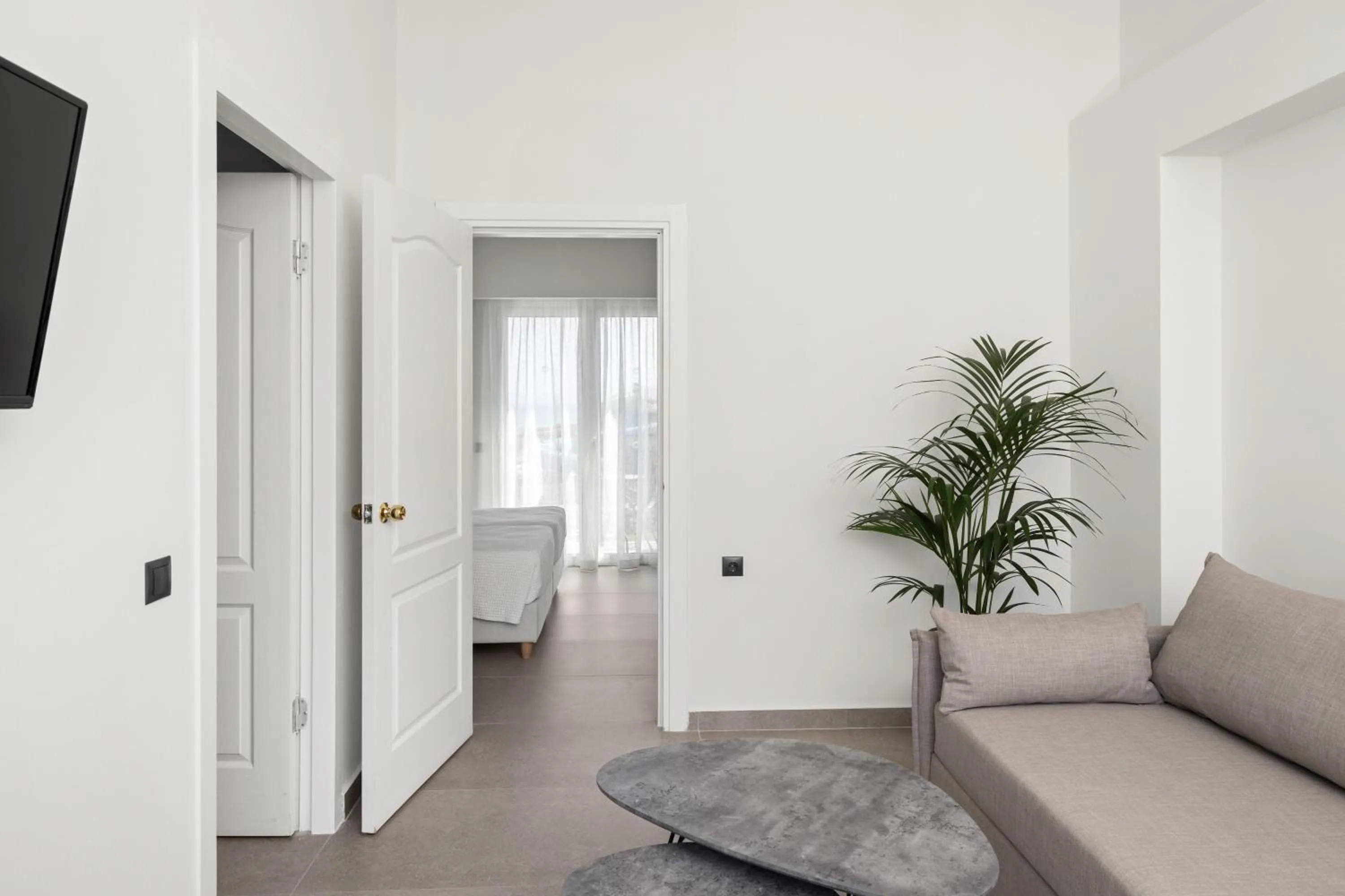 Photo of the whole room, Bed in White Olive Marine Aquapark