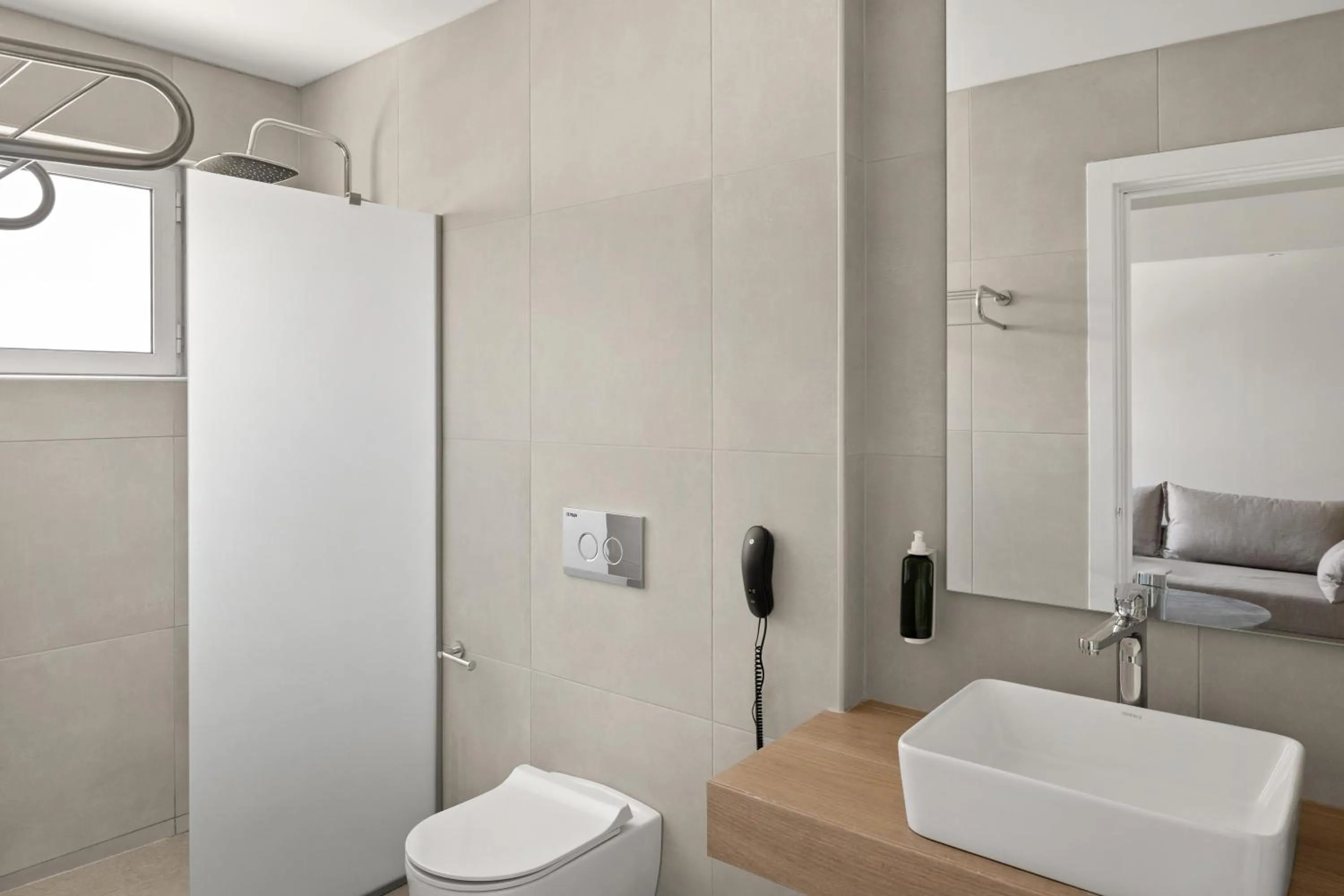 Bathroom in White Olive Marine Aquapark