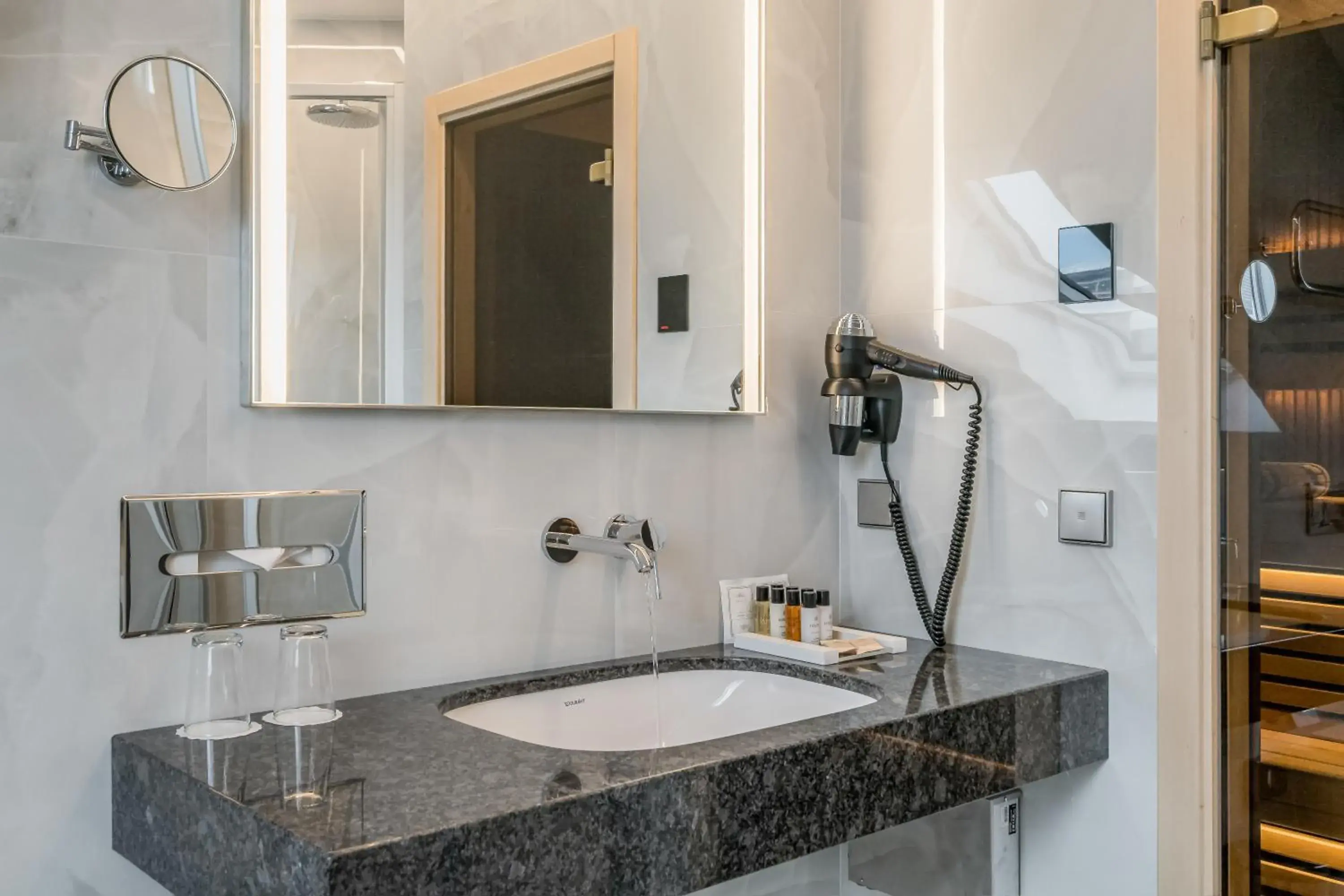 Bathroom in Congress Hotel Bathroom in Congress Hotel