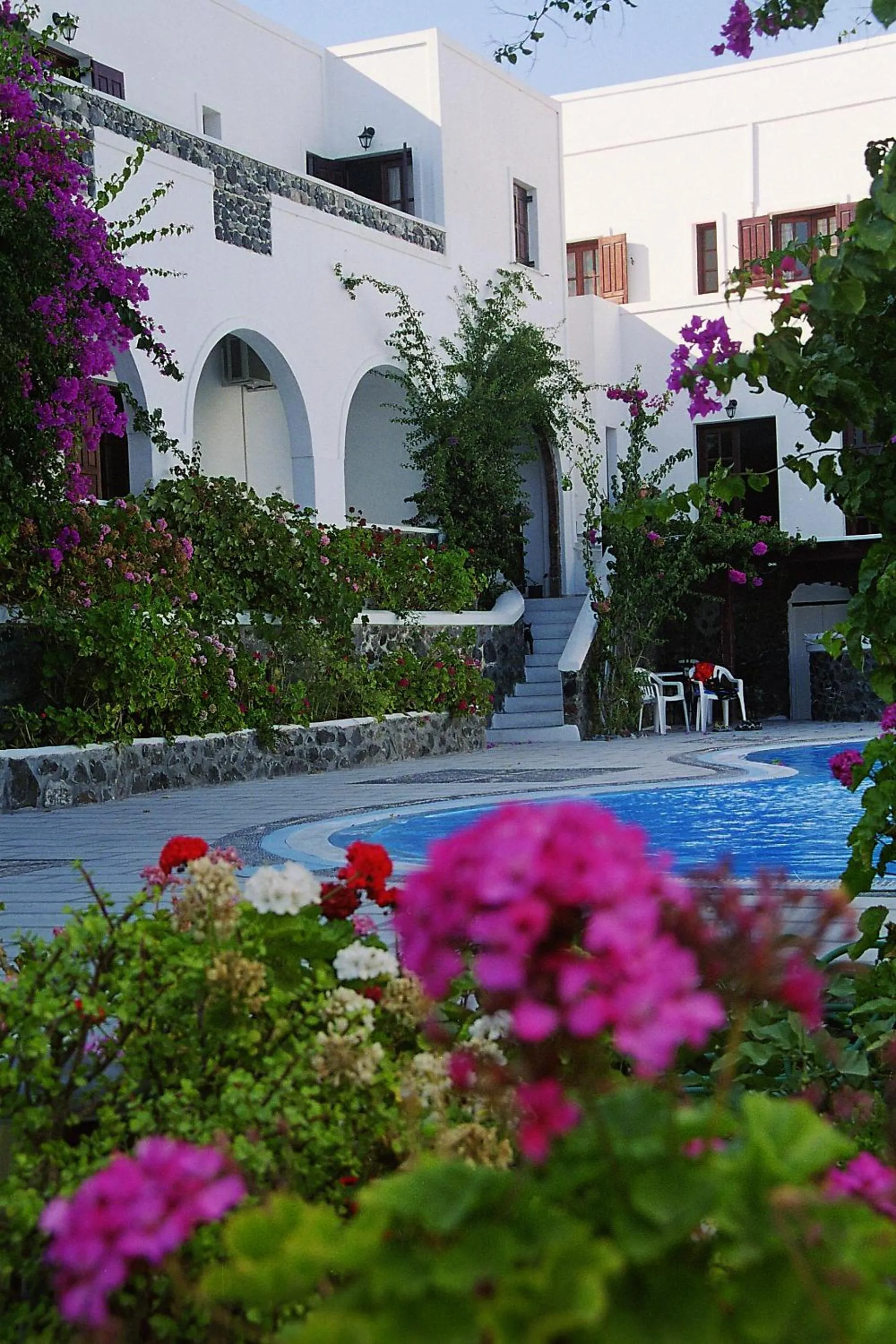 Facade/entrance in New Haroula