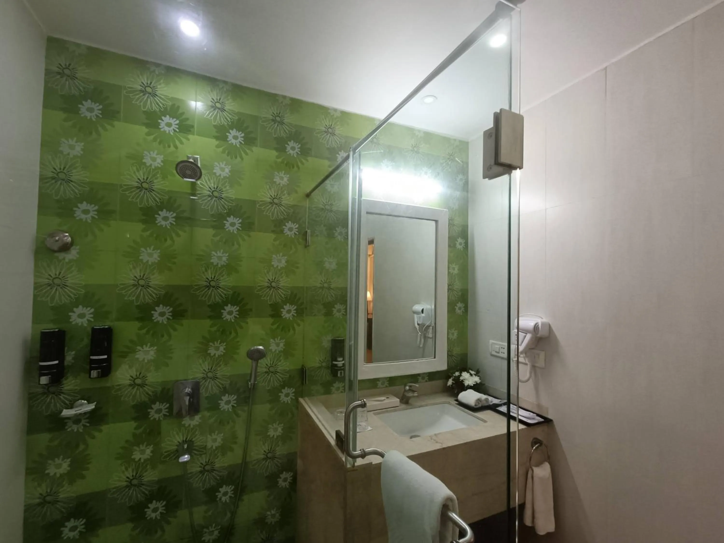 Kyriad Prestige Calangute Goa by OTHPL