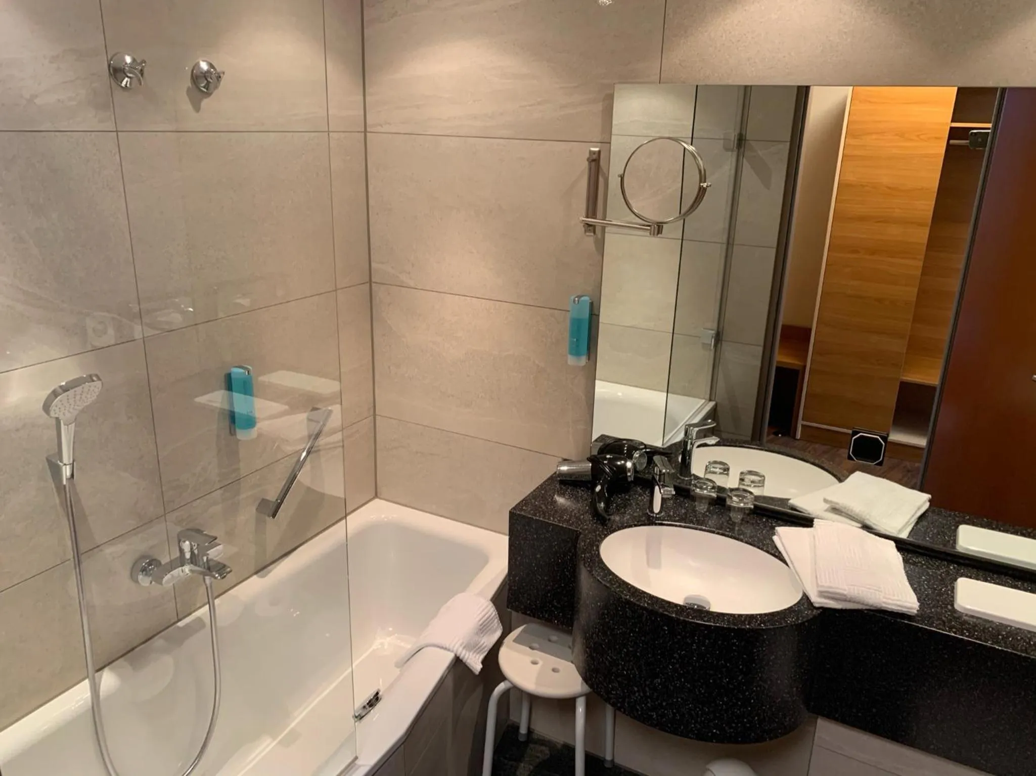 Bathroom in Atrium Hotel Krüger