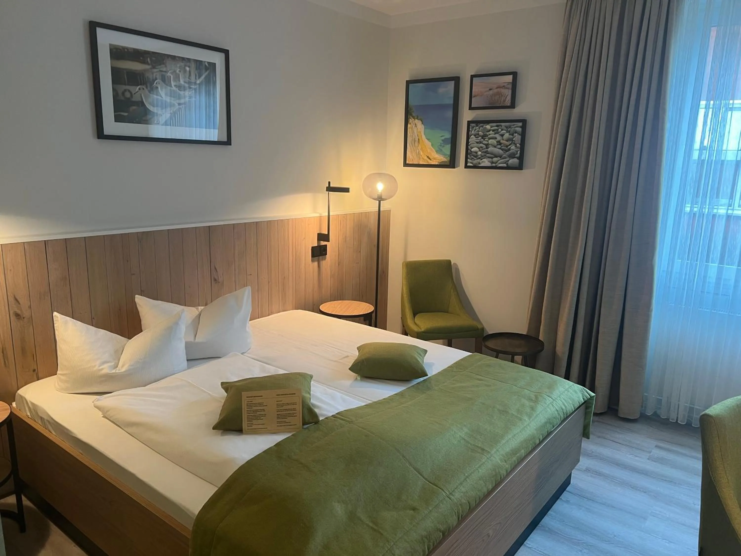 Photo of the whole room, Bed in Atrium Hotel Krüger