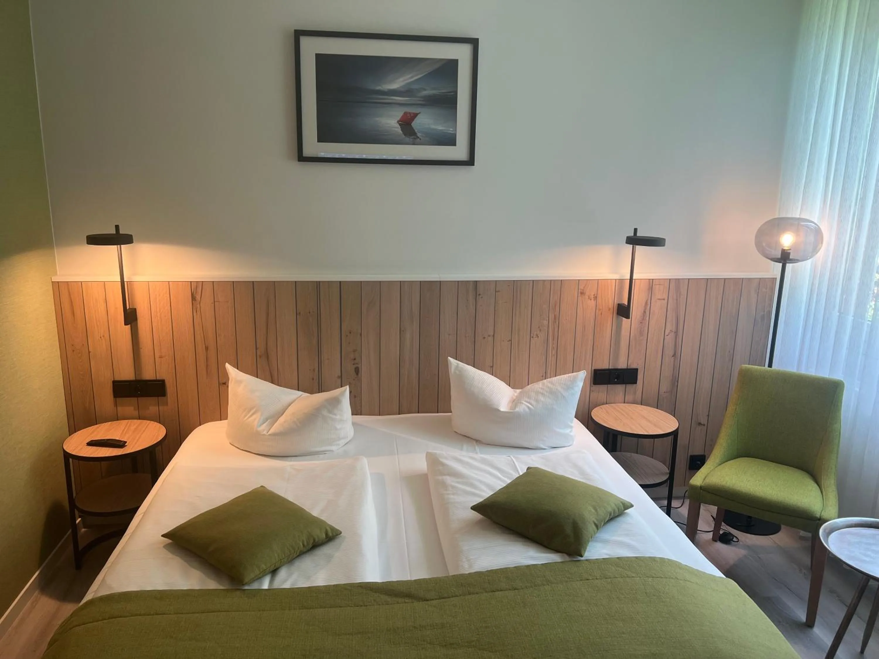 Photo of the whole room, Bed in Atrium Hotel Krüger