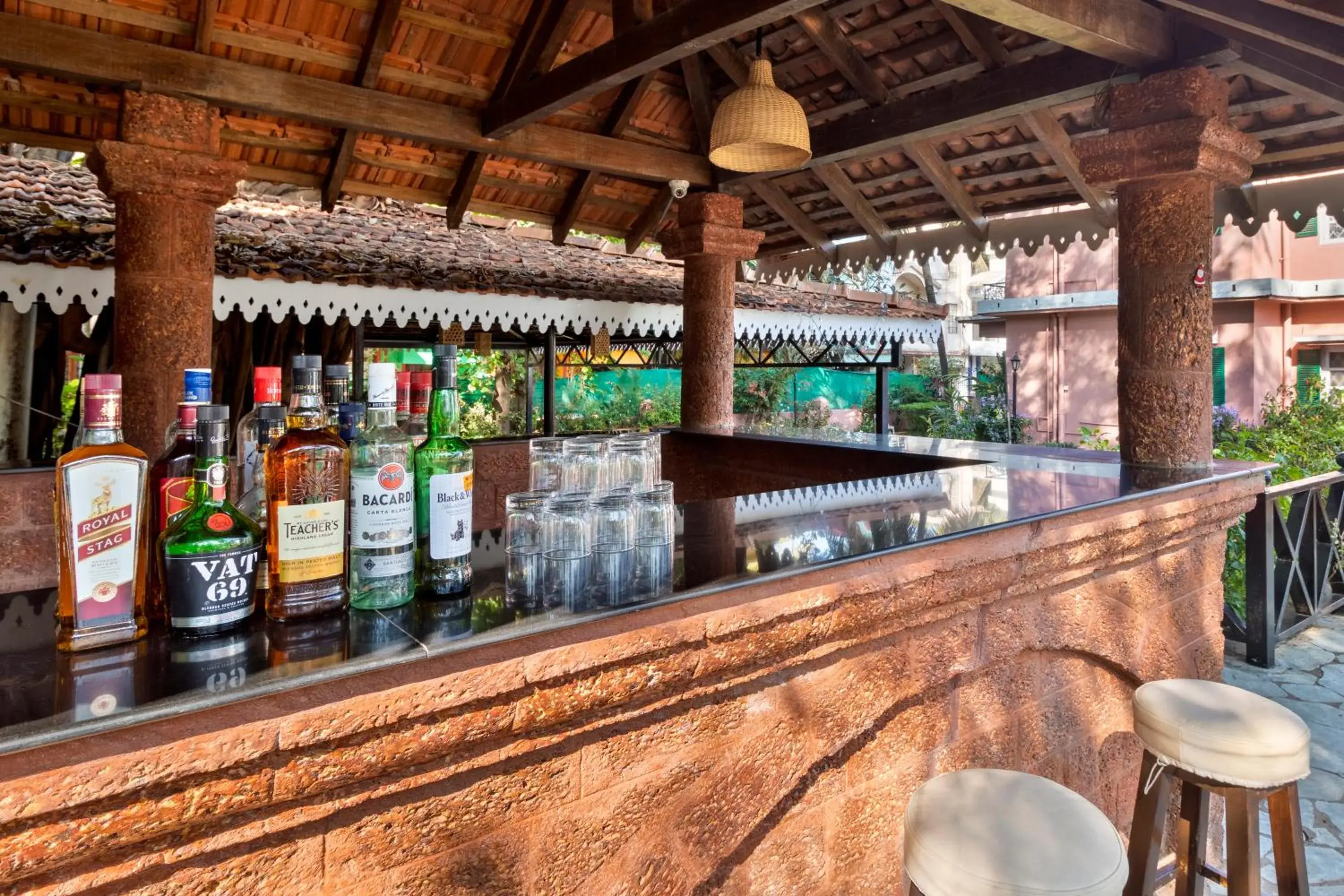 Lounge or bar in Aldeia Santa Rita - Candolim Lounge or bar in Aldeia Santa Rita - Candolim