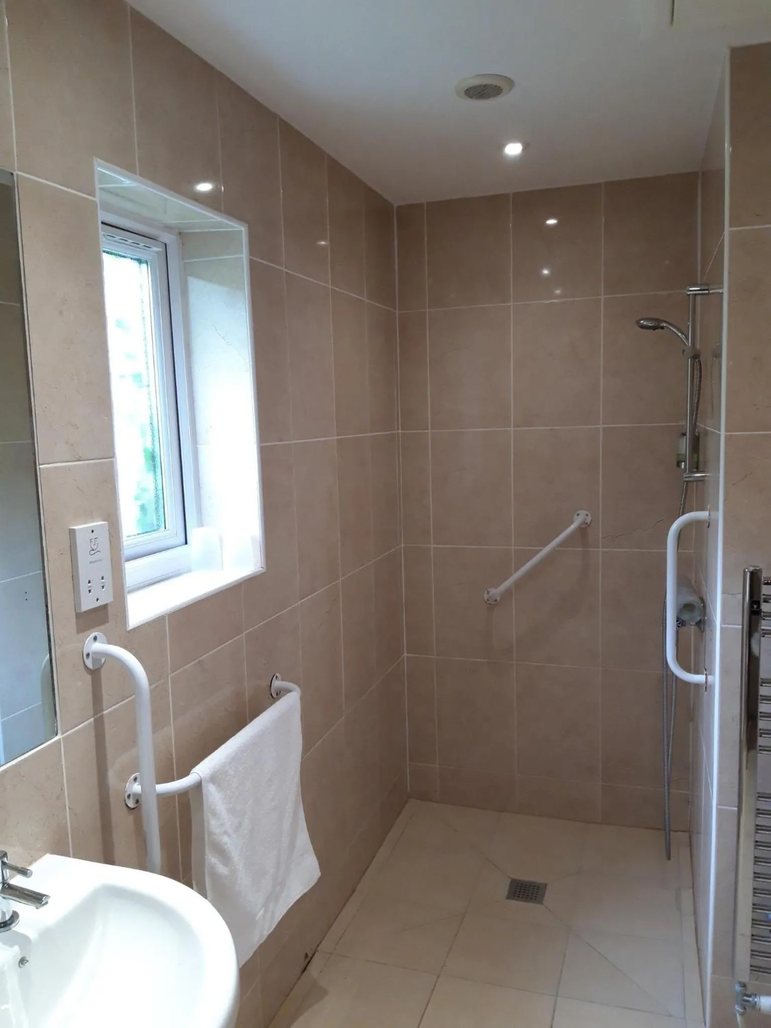 Bathroom in The Flying Fish Stables