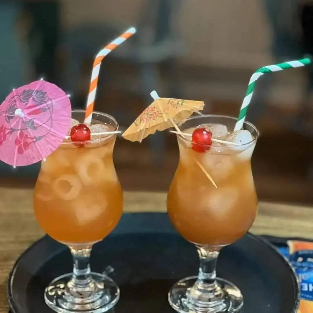 Food and drinks in The Flying Fish Stables