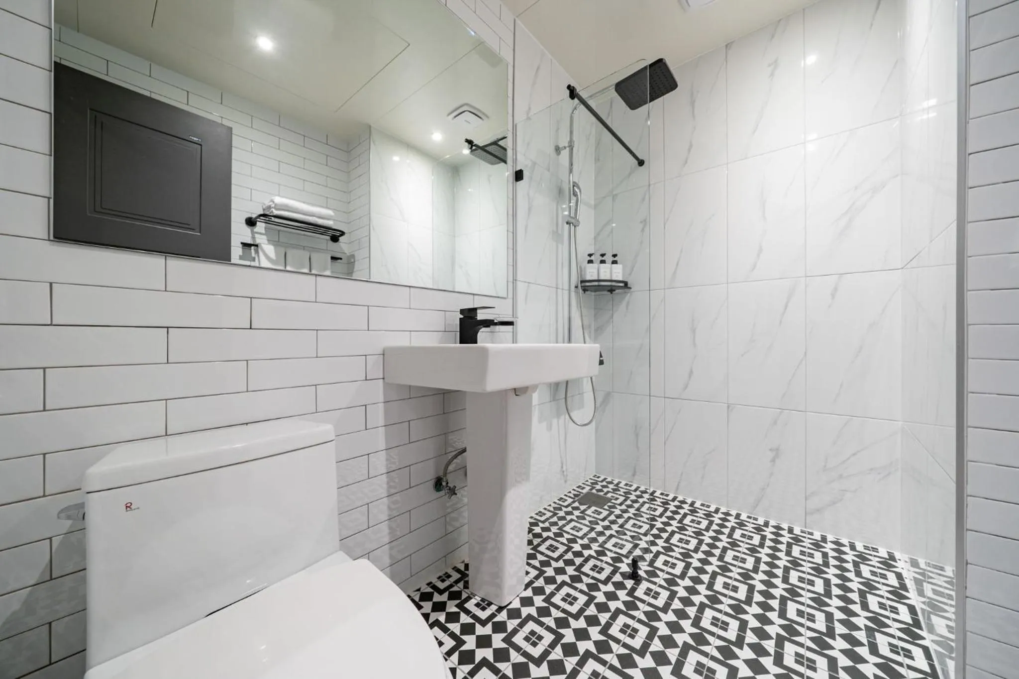 Bathroom in Healasis