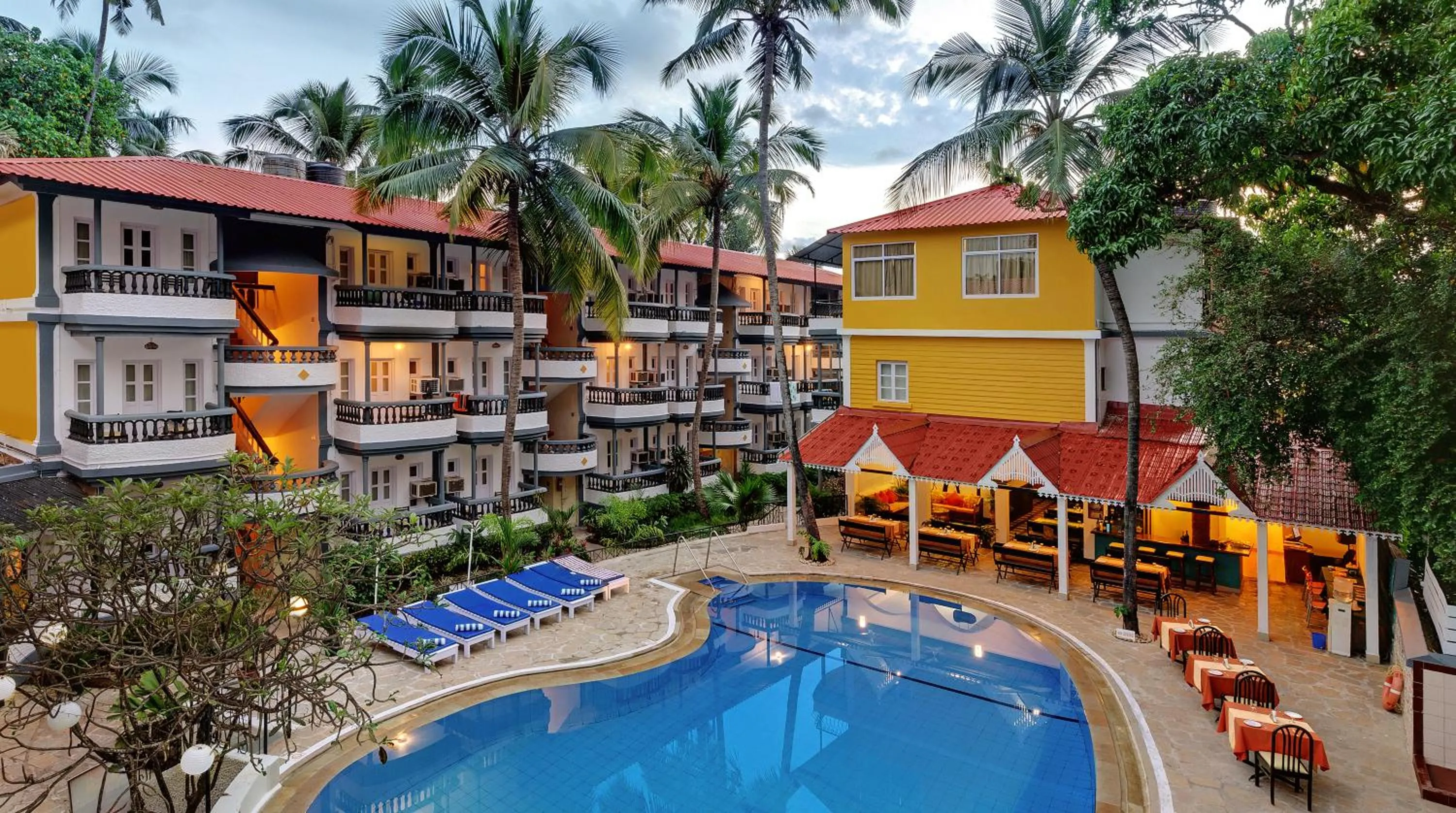 Pool view in Santiago Beach Resort