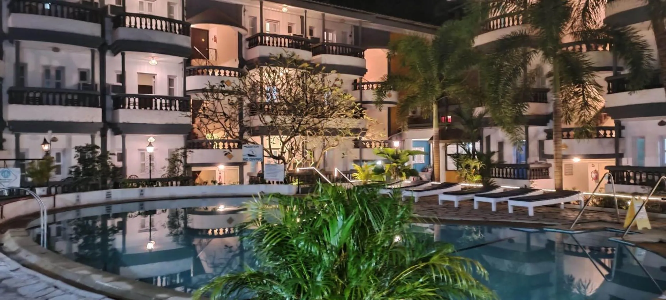 Pool view in Santiago Beach Resort