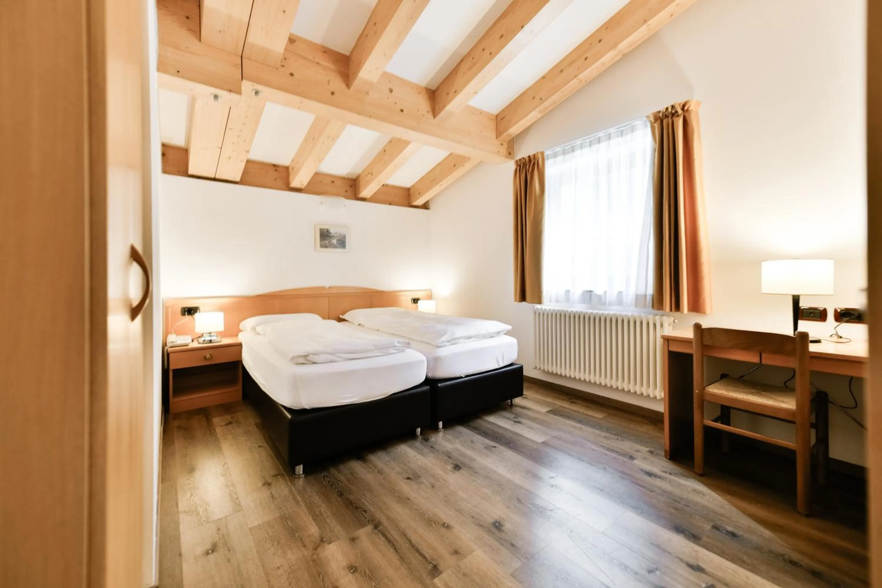 Bed in Chalet Caminetto