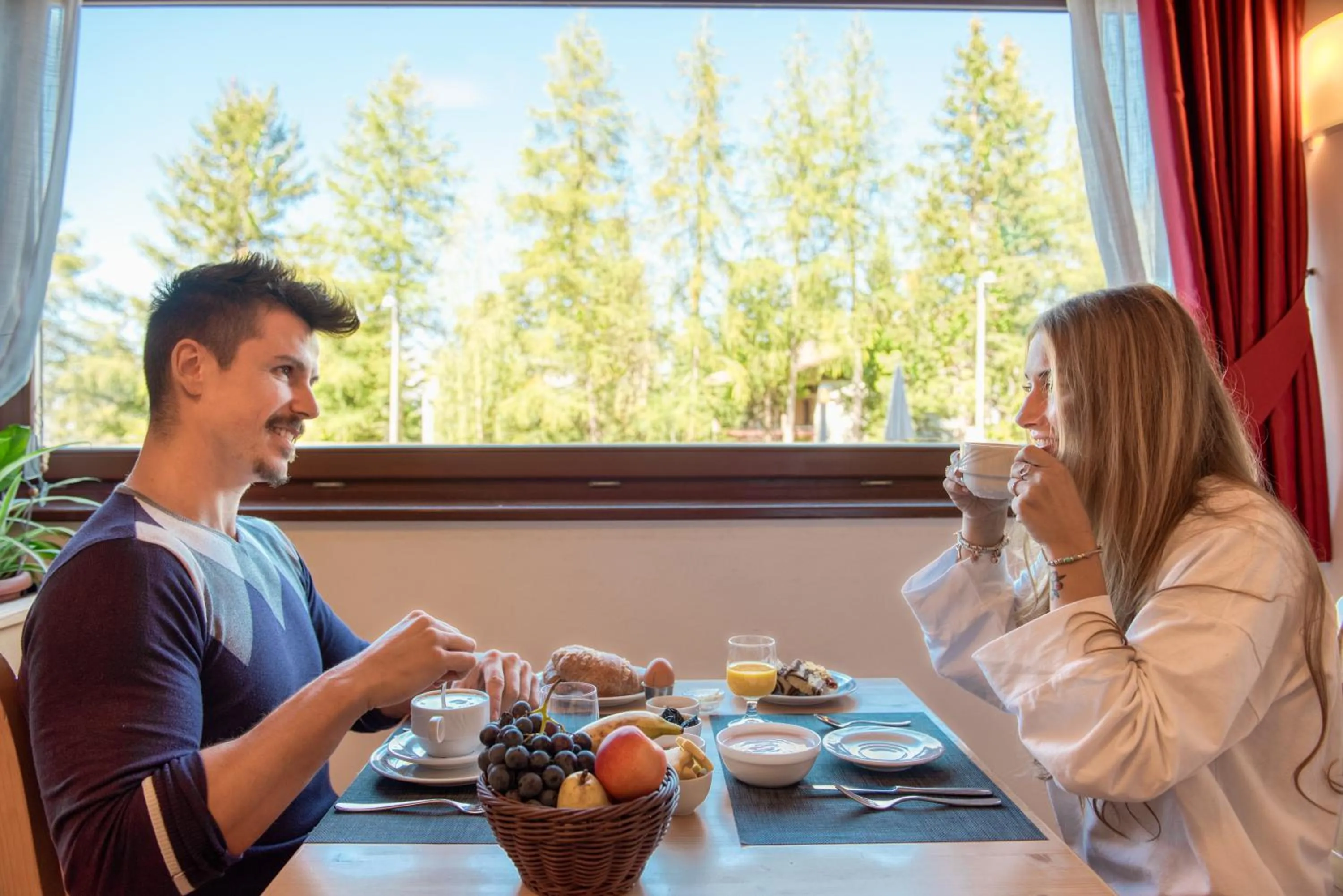 Restaurant/places to eat in Chalet Caminetto