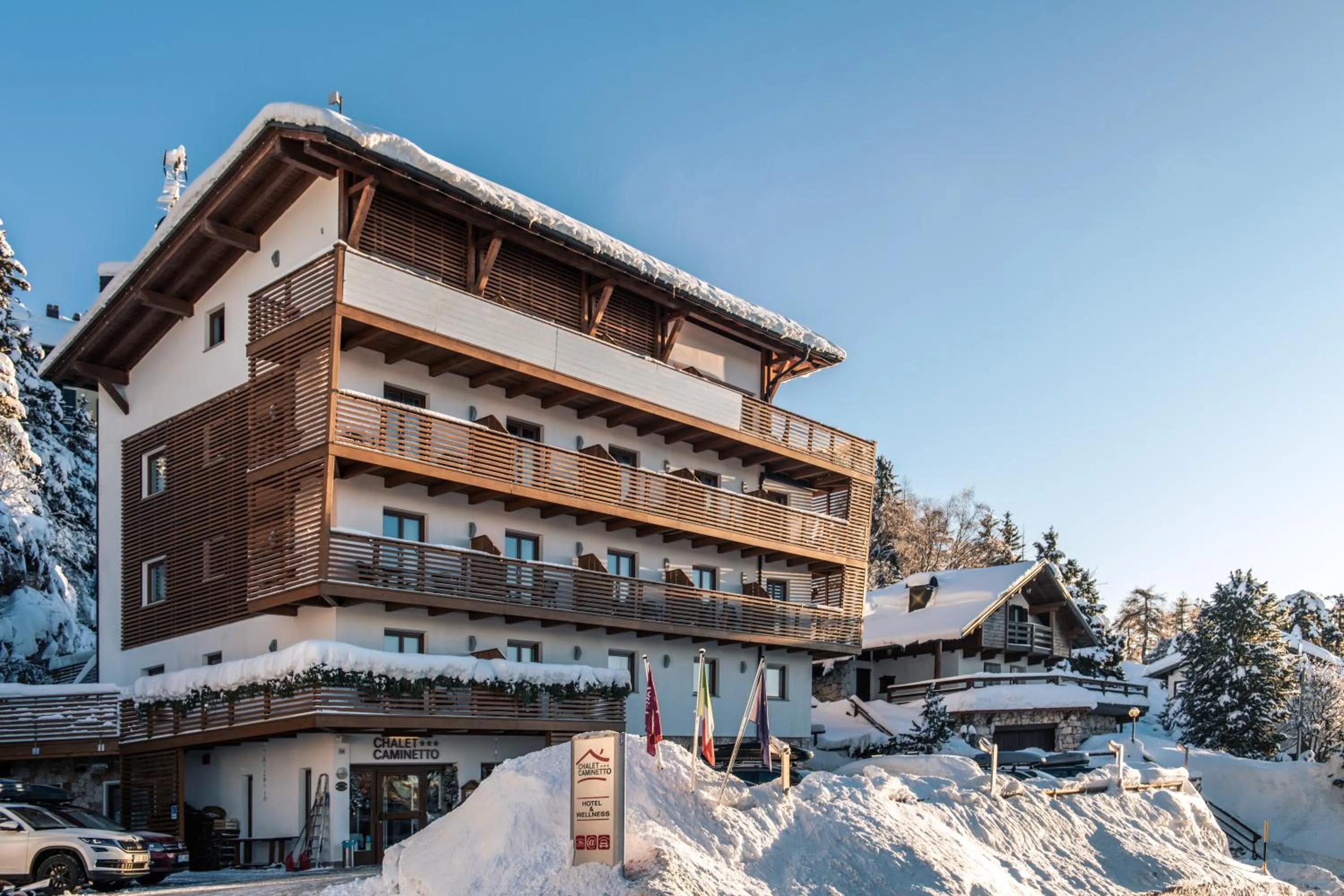Property building in Chalet Caminetto