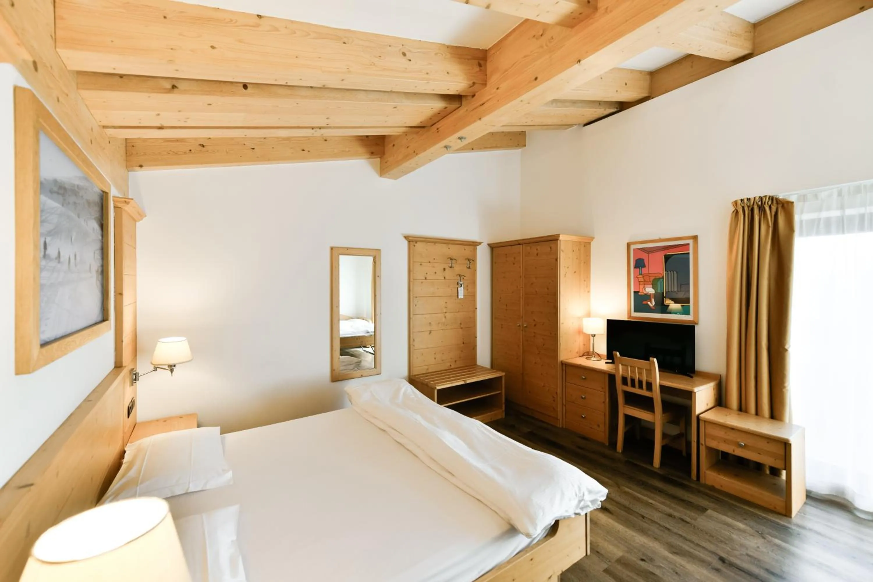 Bed in Chalet Caminetto