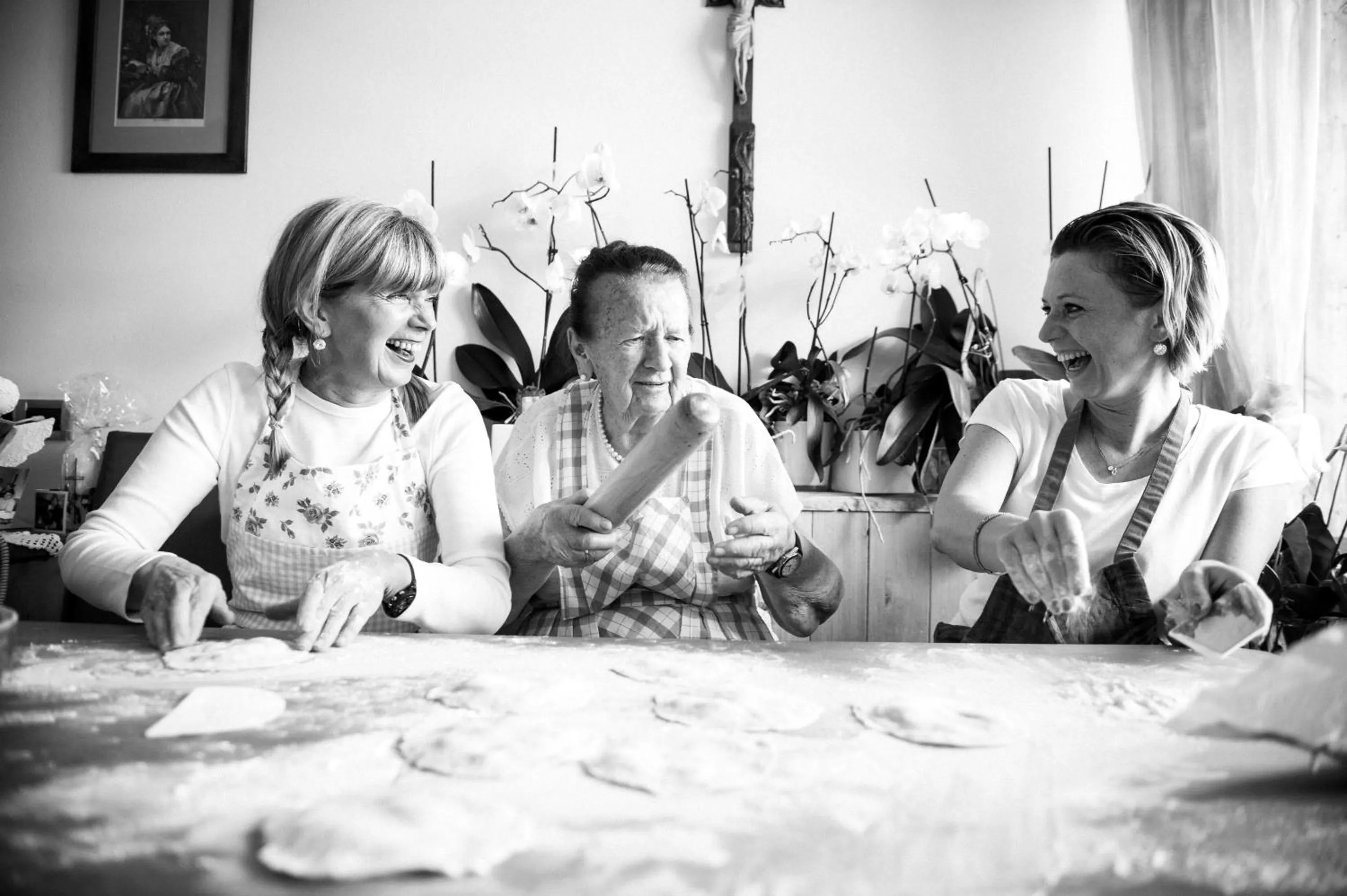 People in Hotel La Majun