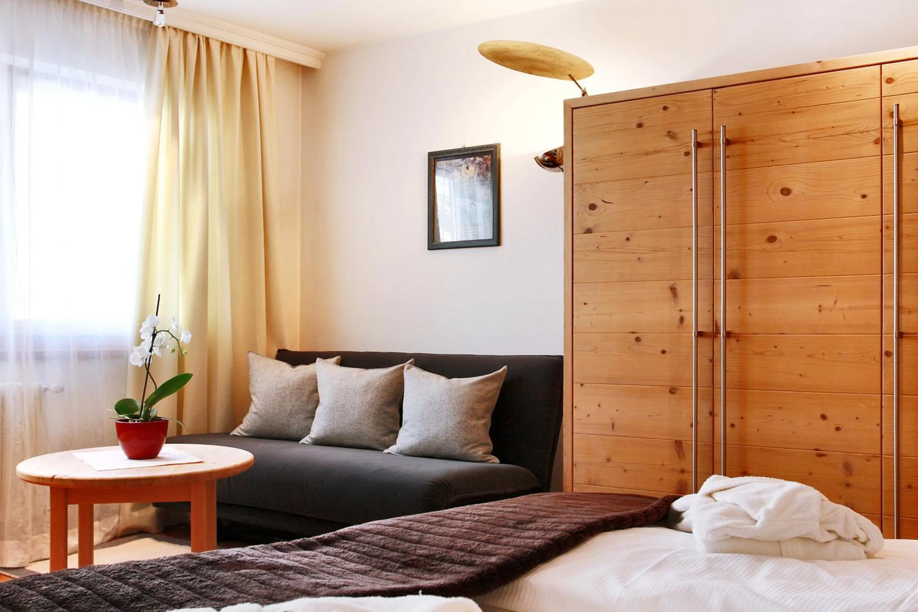 Photo of the whole room, Bed in Hotel La Majun