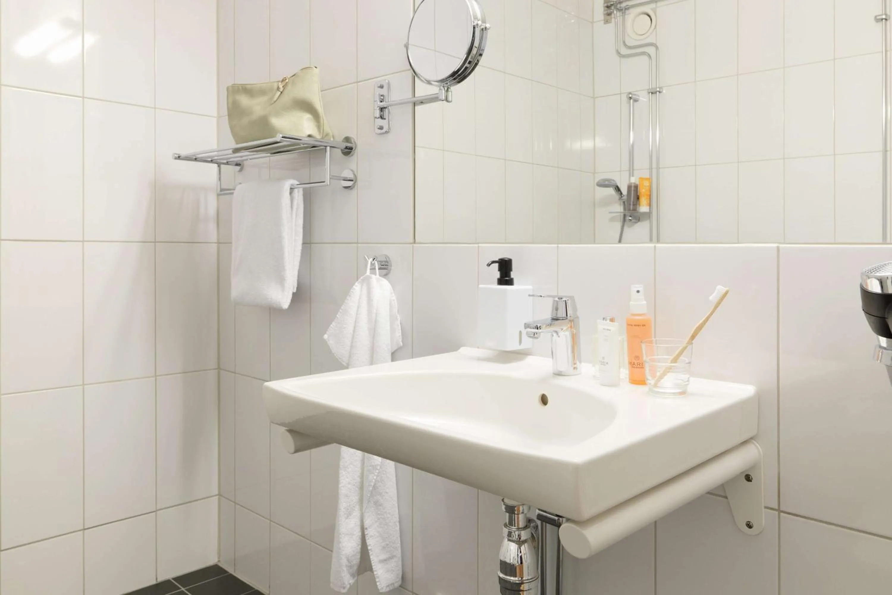 Bathroom in Scandic Örebro Väst