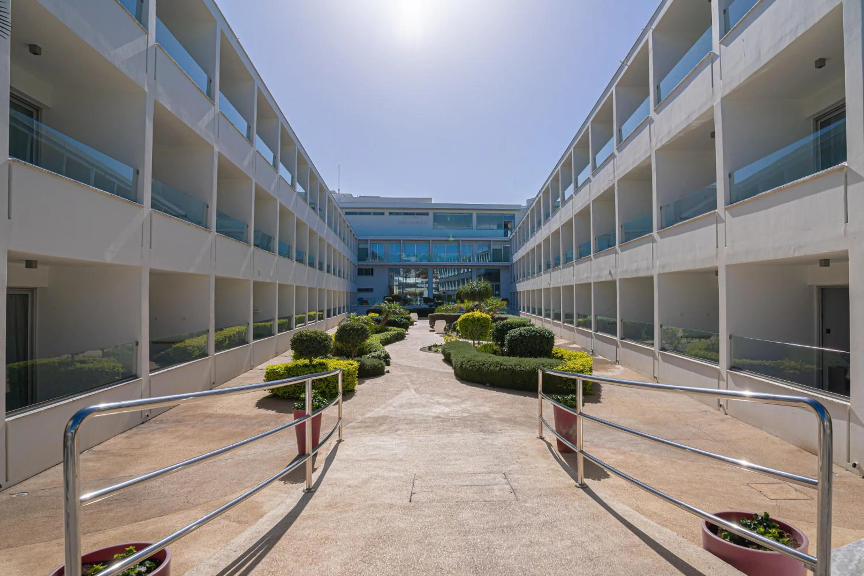 Nicholas Color Hotel