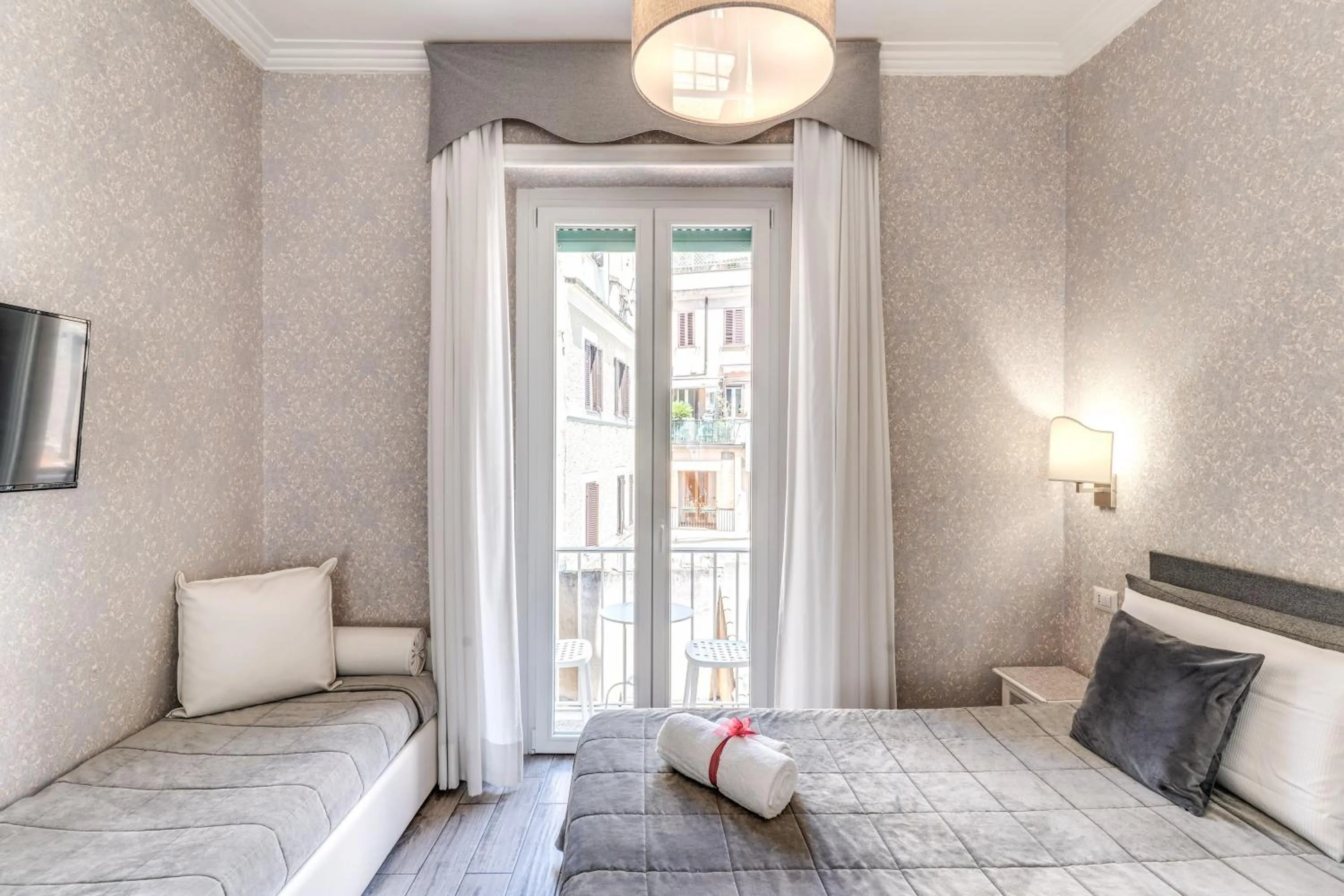 Photo of the whole room, Bed in Marta Inn