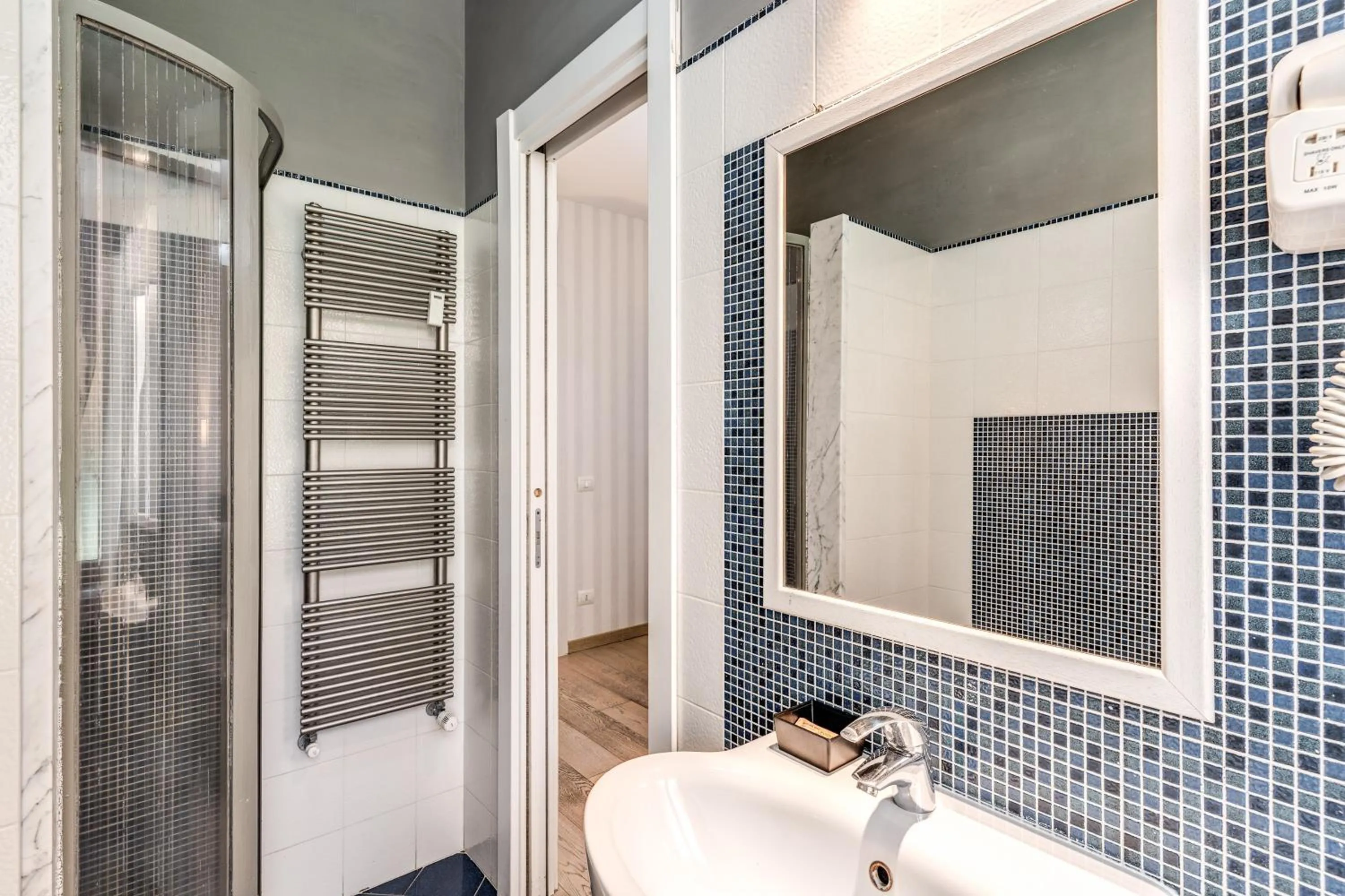 Bathroom in Marta Inn