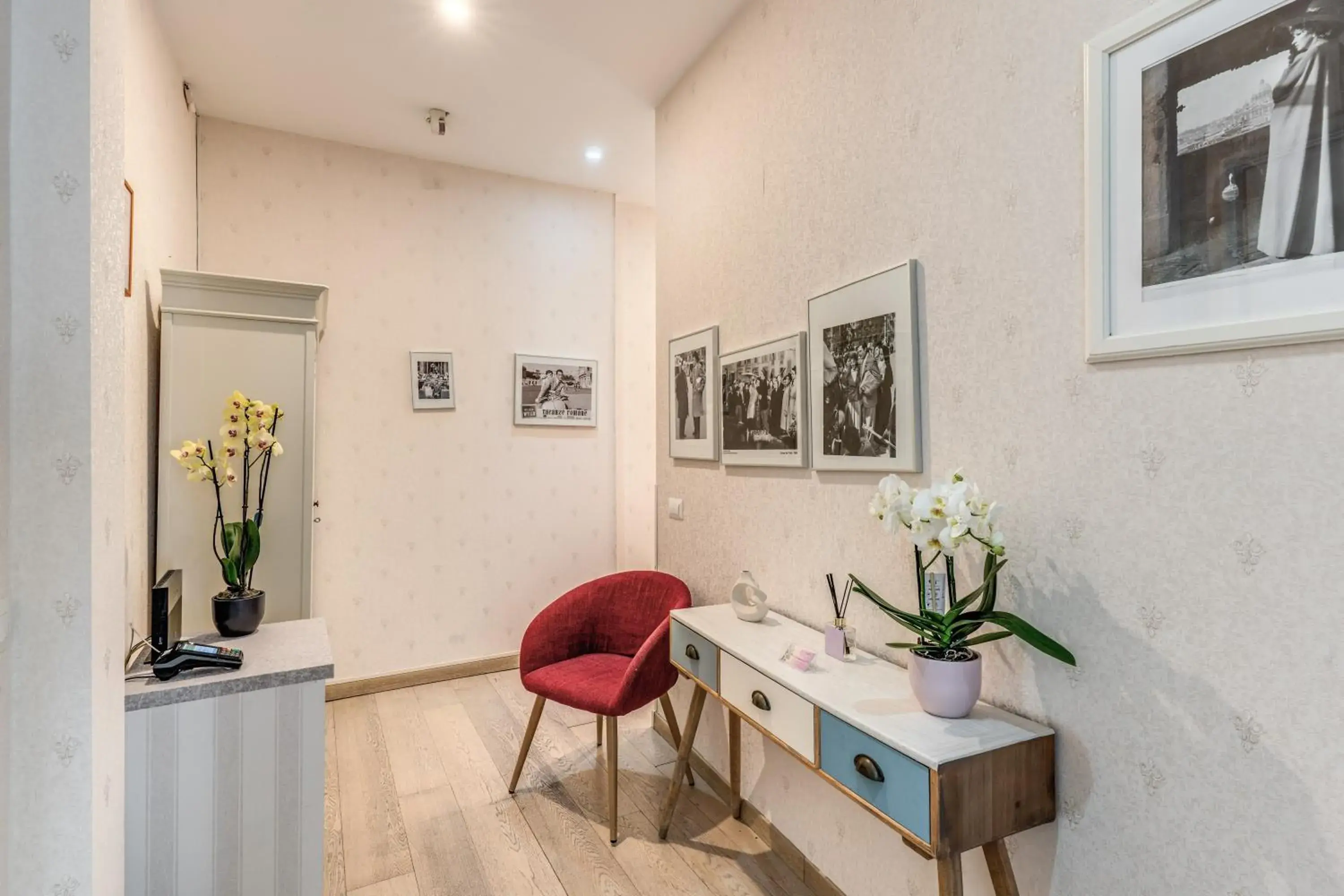 Lobby or reception in Marta Inn Lobby or reception in Marta Inn