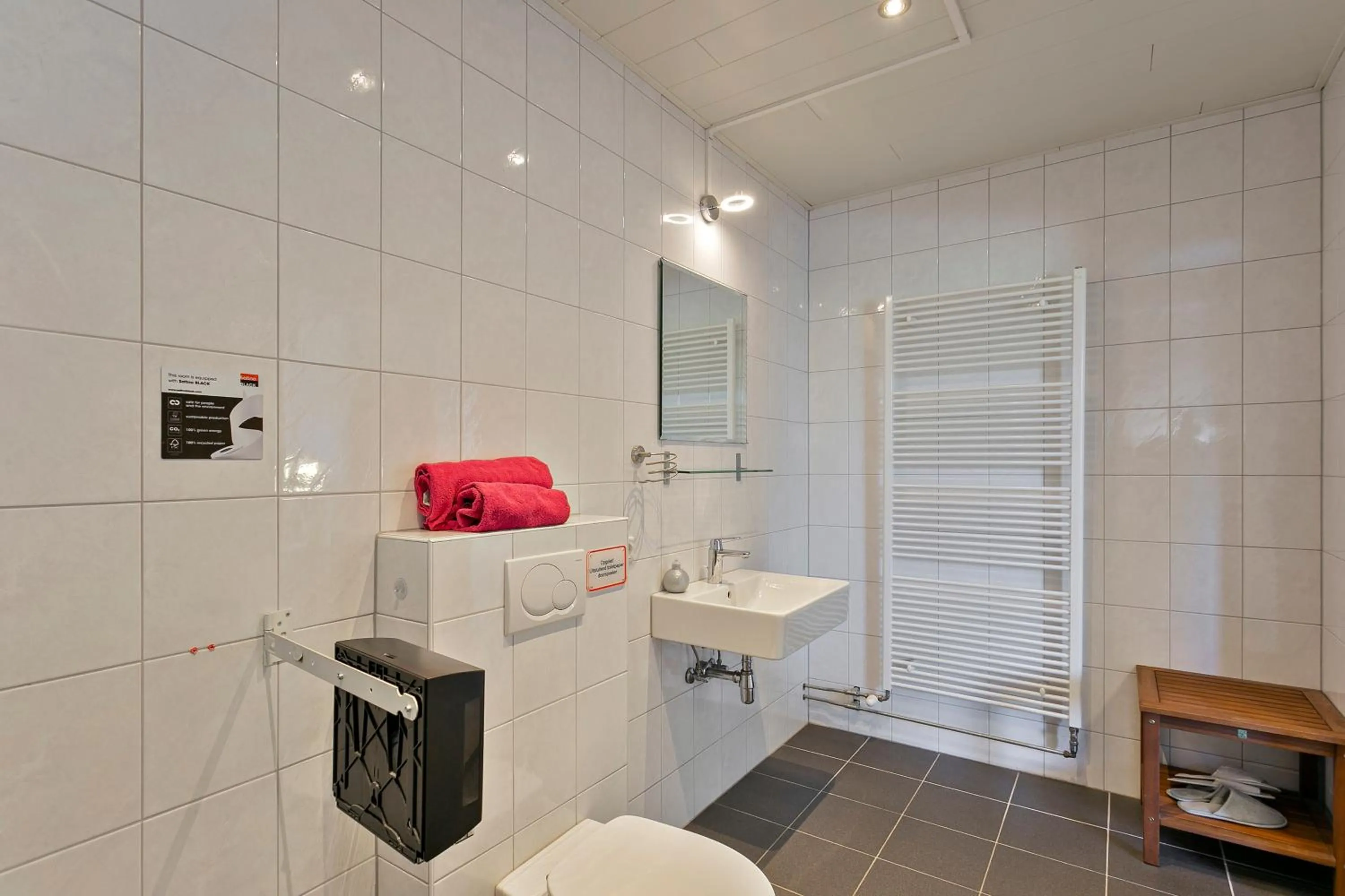 Bathroom in B & B Leudal