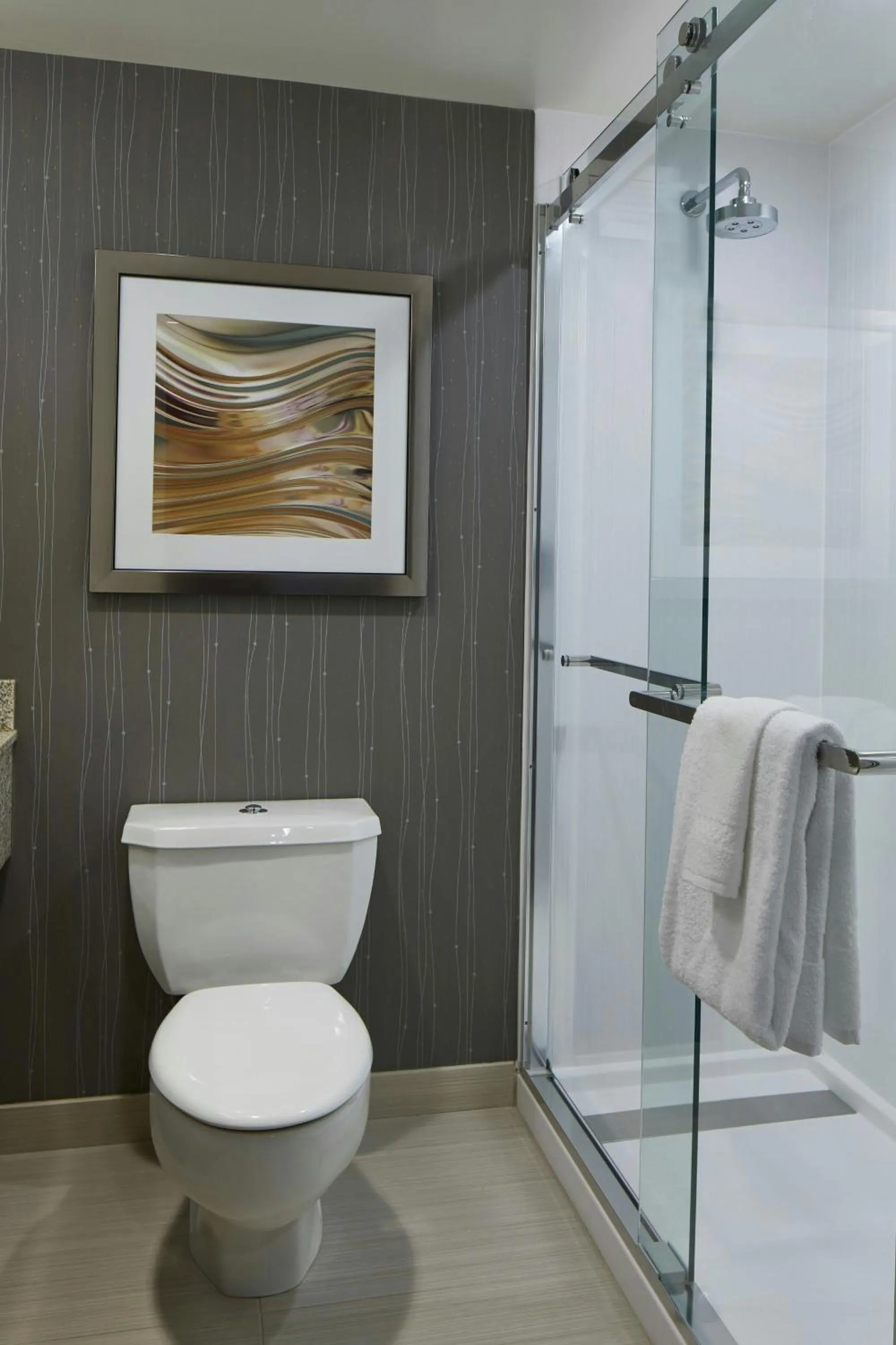 Bathroom in Courtyard by Marriott Albany Thruway