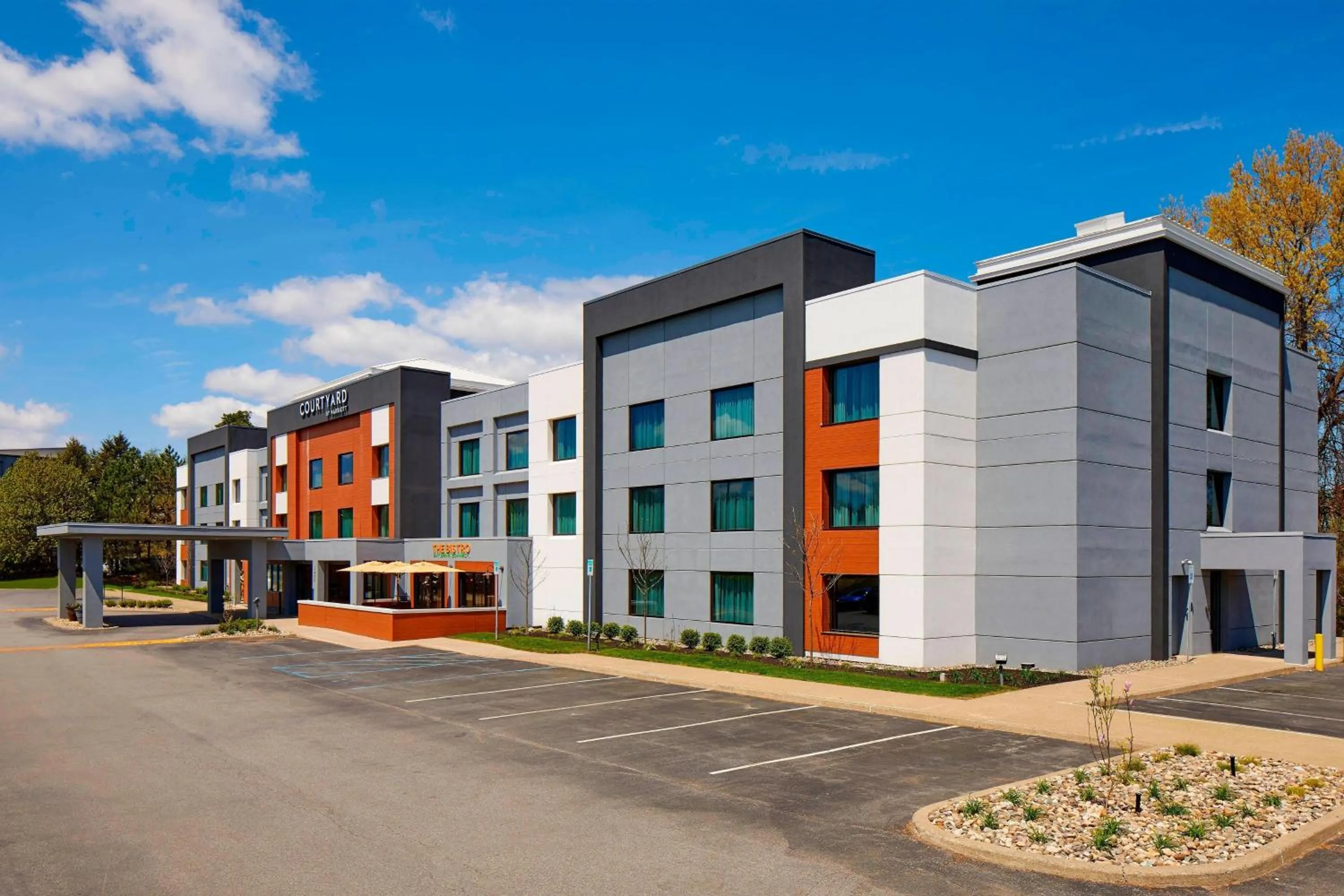 Property building in Courtyard by Marriott Albany Thruway