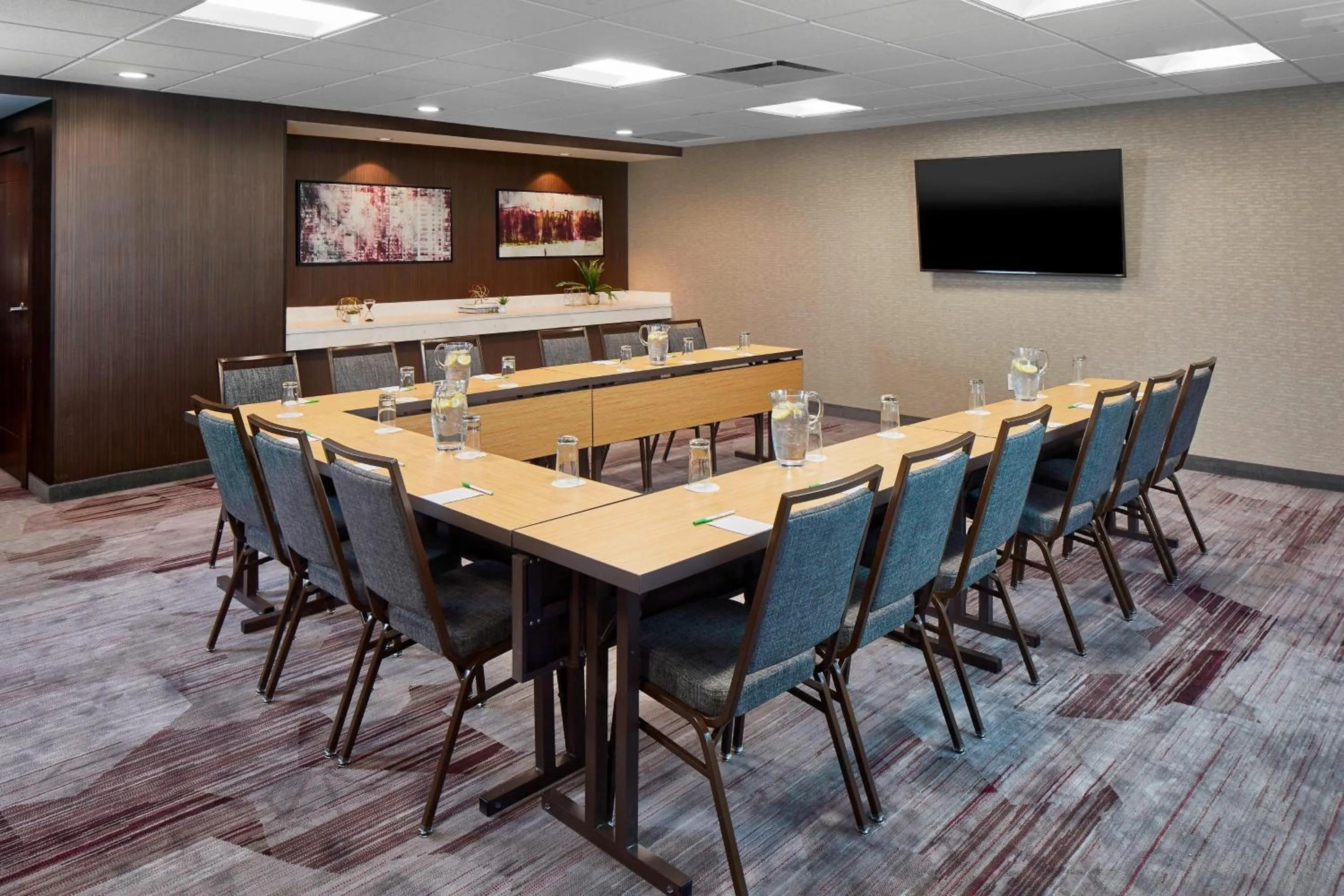 Meeting/conference room in Courtyard by Marriott Albany Thruway