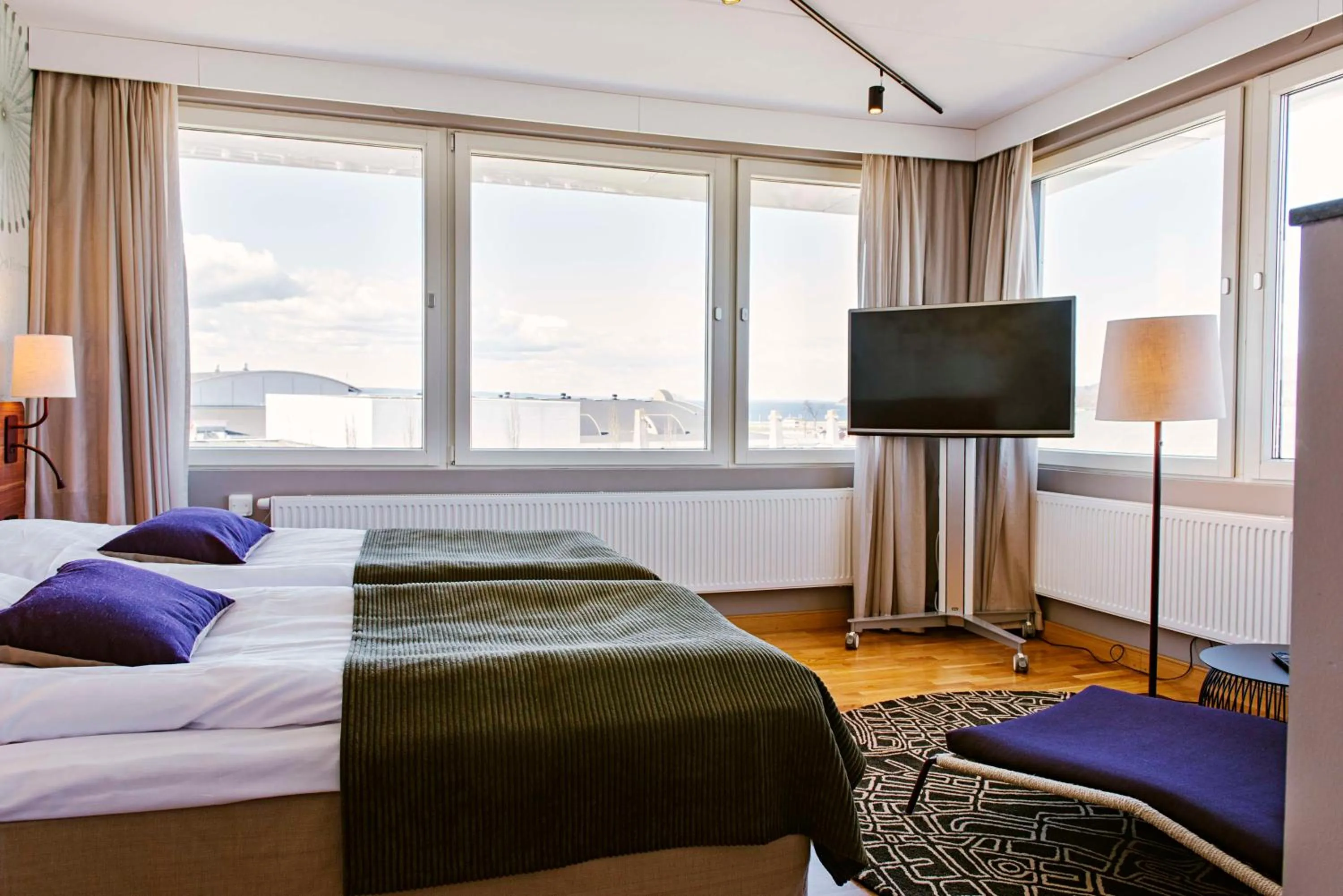 Bedroom, Bed in Scandic Elmia