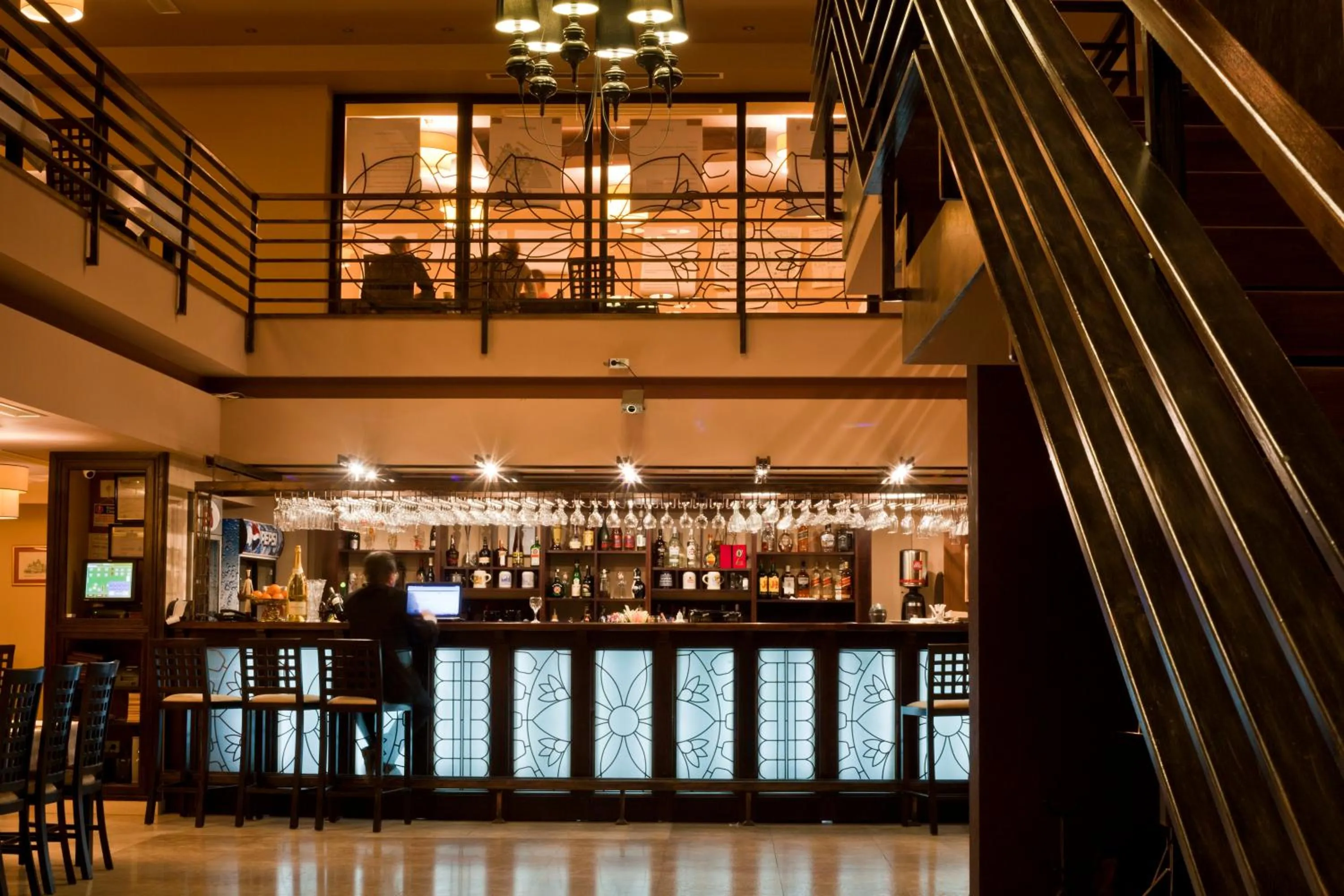 Restaurant/places to eat in Hotel Yesterday