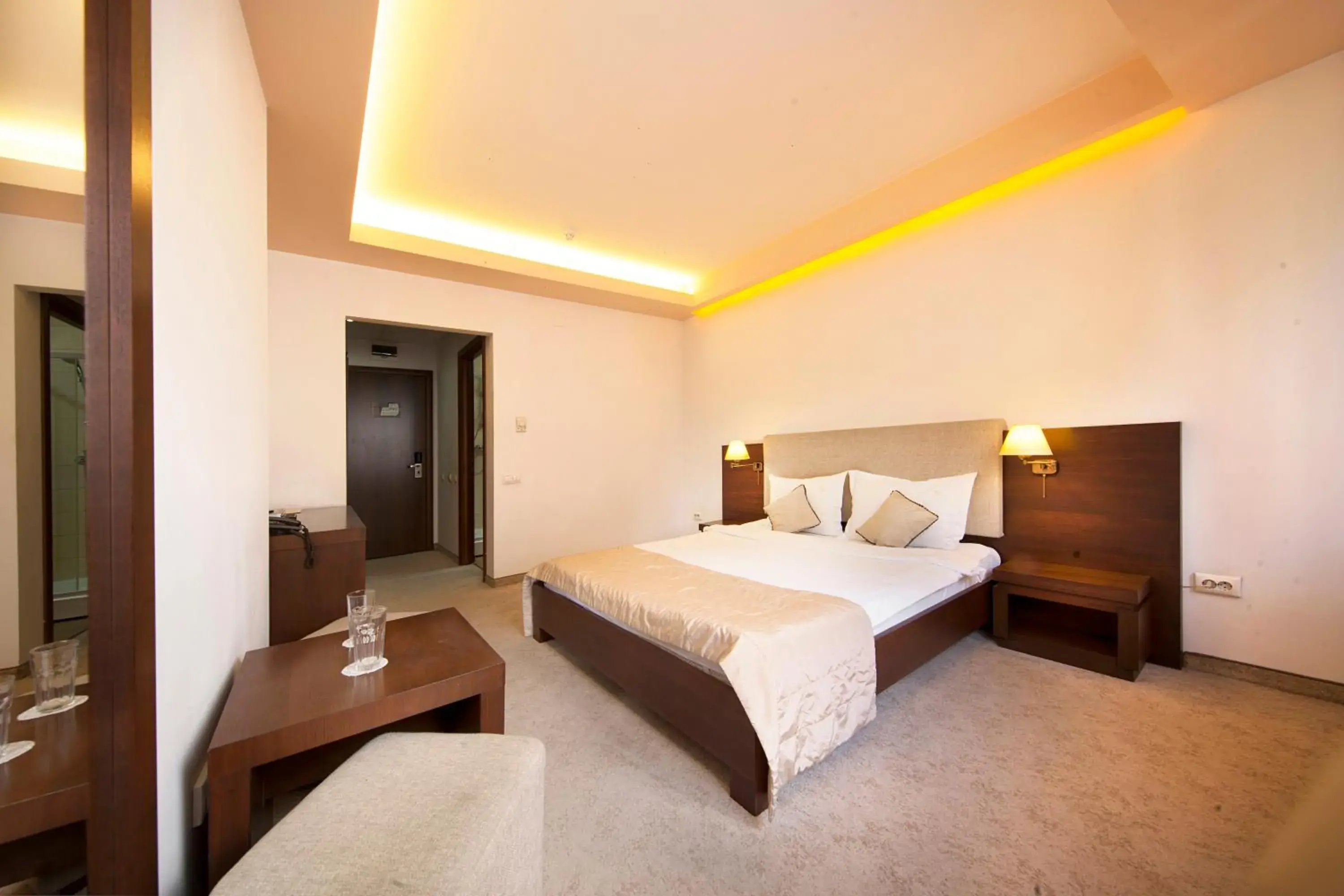 Photo of the whole room in Hotel Yesterday Photo of the whole room in Hotel Yesterday