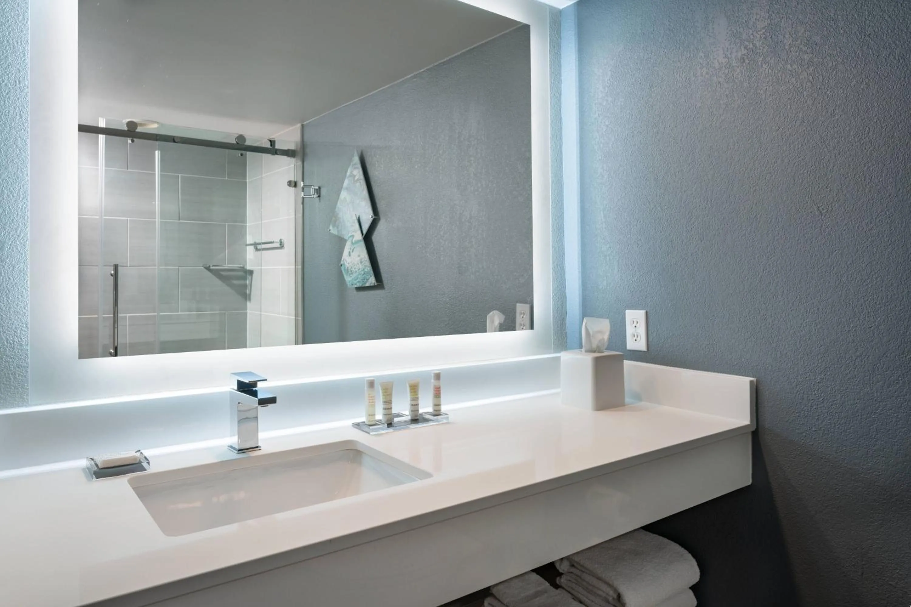 Bathroom in Marriott Anchorage Downtown