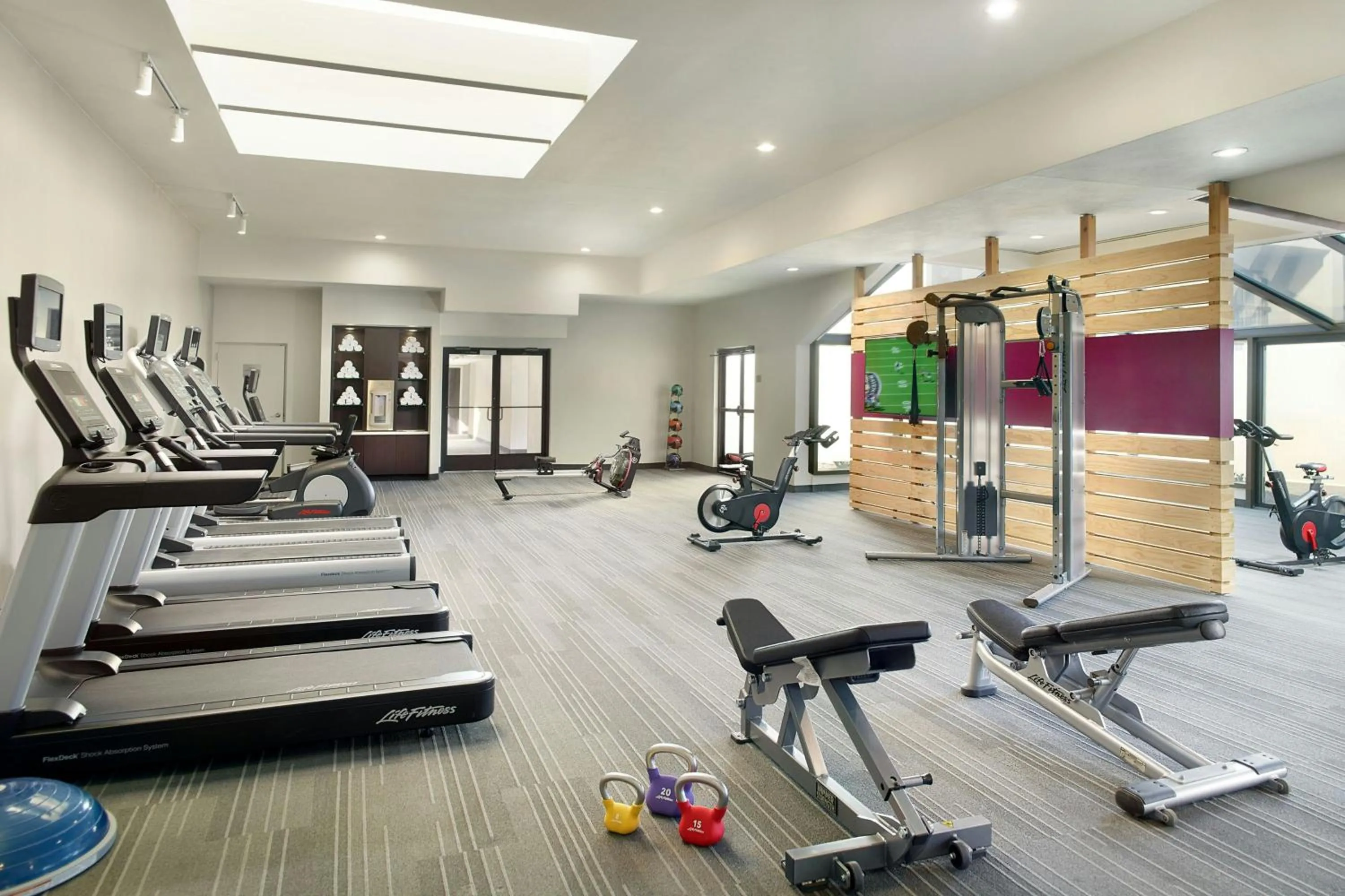 Fitness centre/facilities in Courtyard by Marriott Atlanta Airport South/Sullivan Road