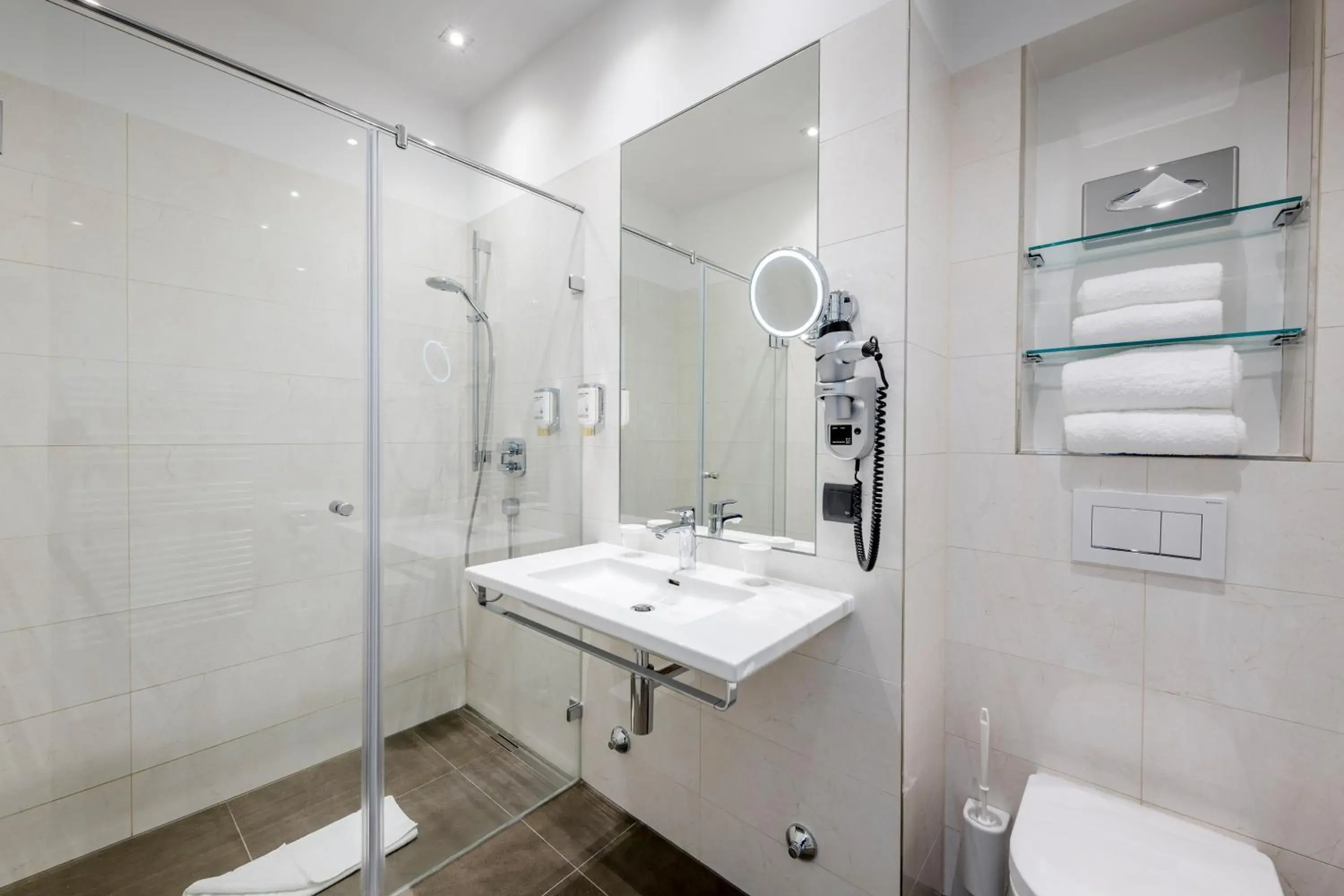 Bathroom in IMLAUER Hotel Nestroy Wien Bathroom in IMLAUER Hotel Nestroy Wien