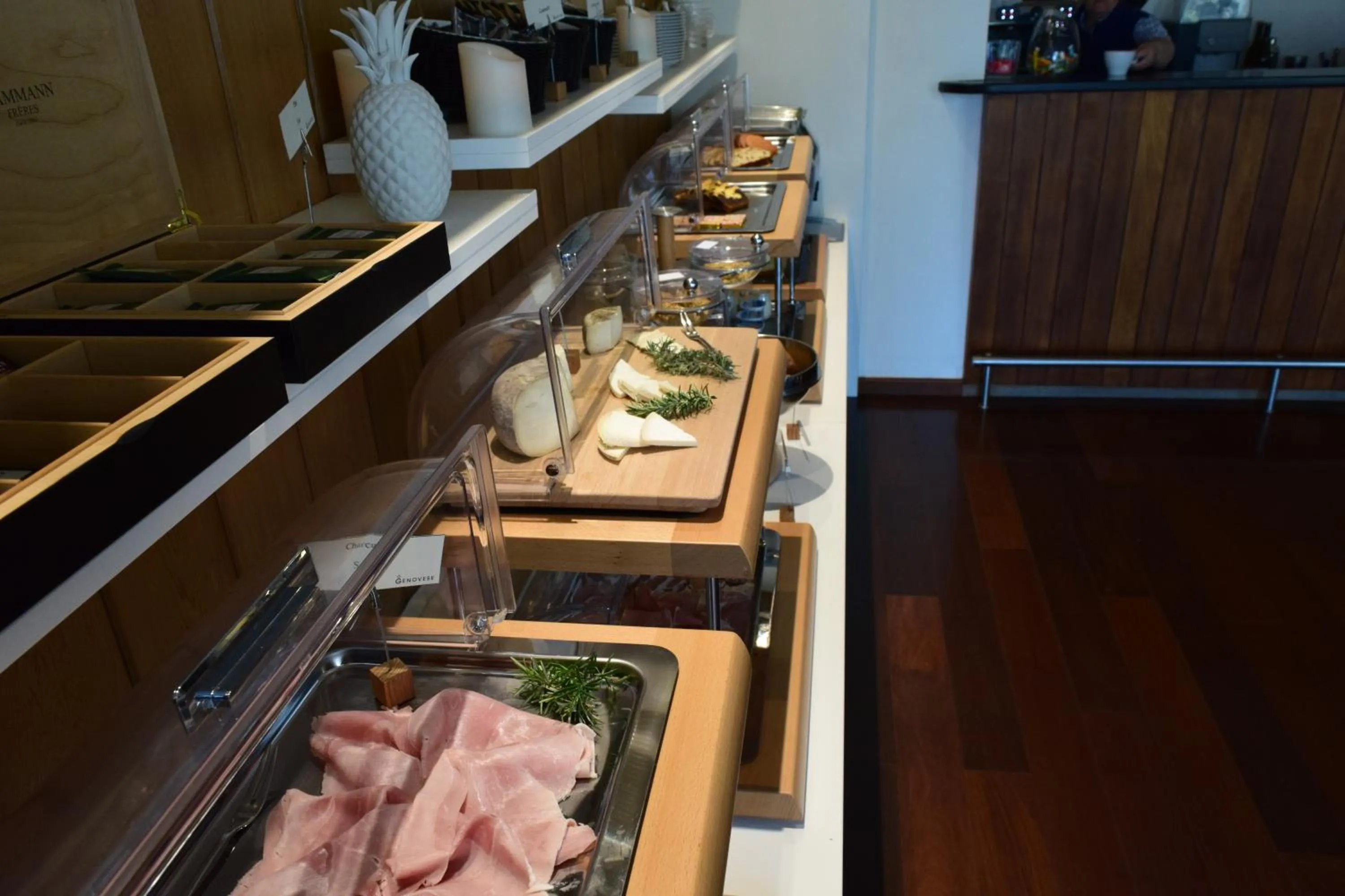 Buffet breakfast in Hotel Spa Genovese