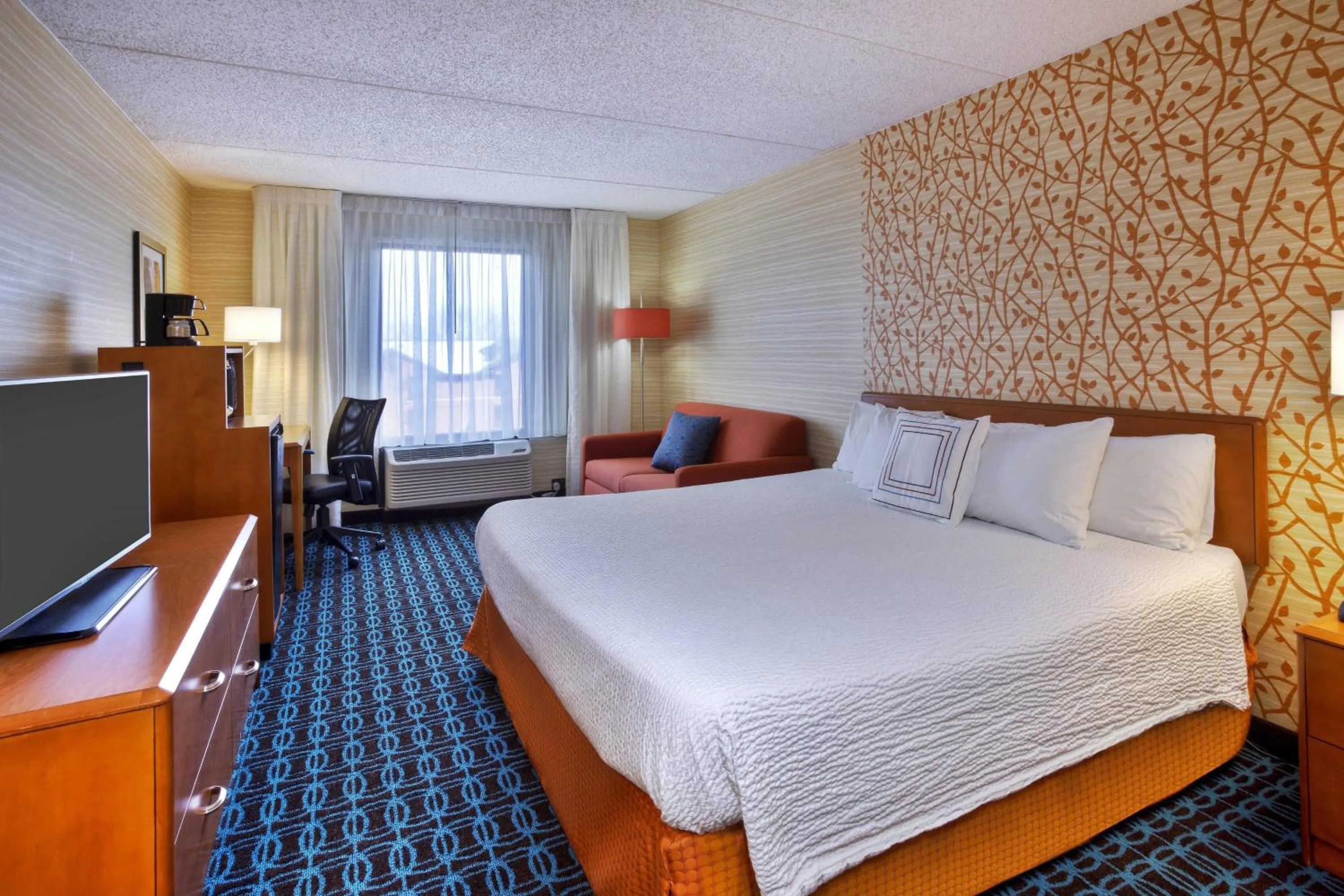Photo of the whole room, Bed in Fairfield Inn Ann Arbor