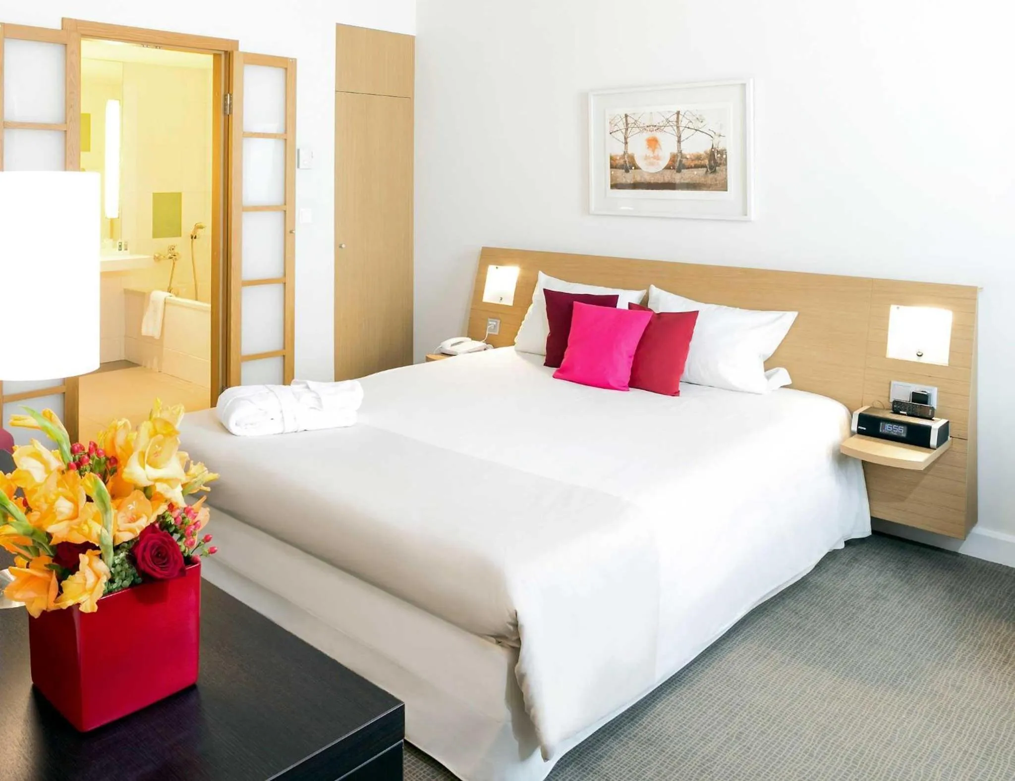 Bedroom, Bed in Novotel Vilnius Centre